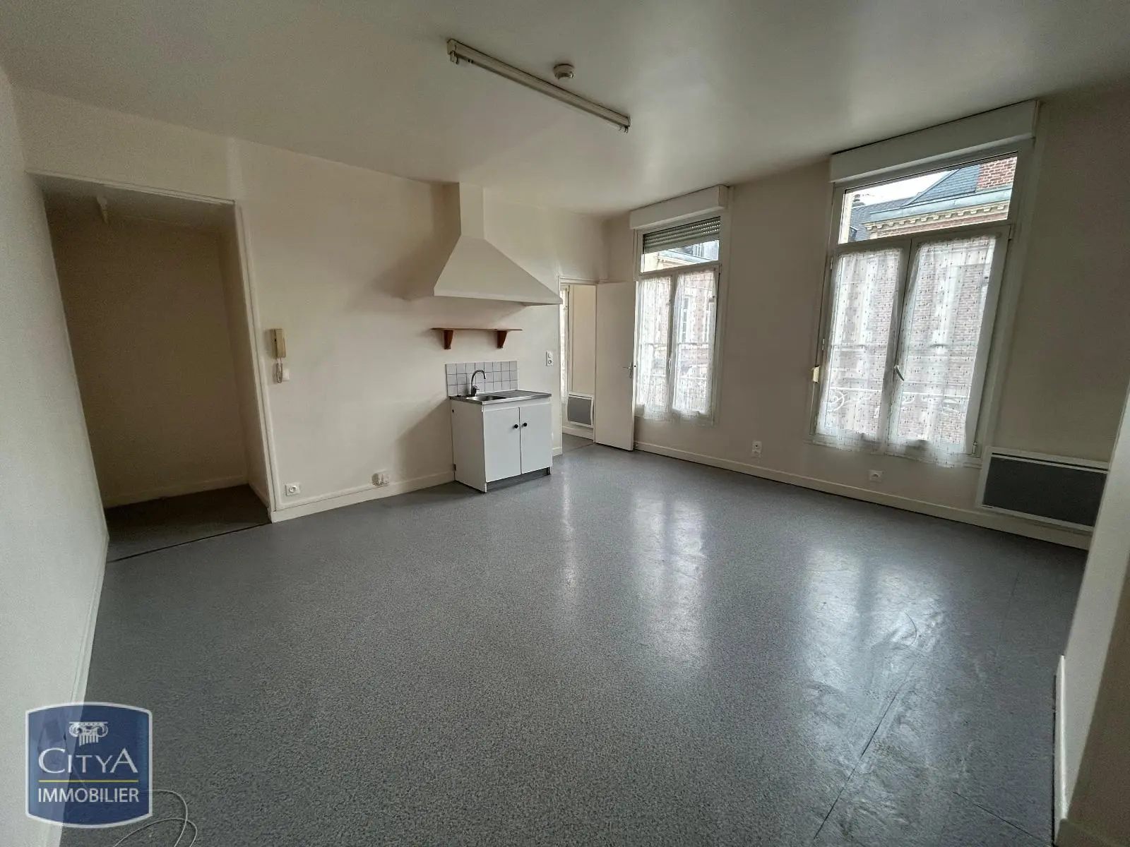 Photo 1 Appartement 1 pièce 26.03m²