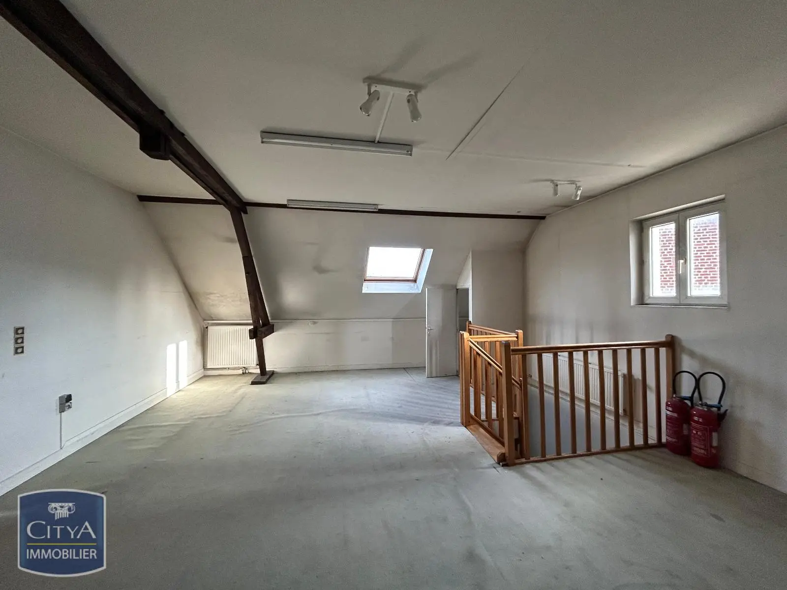 Photo 11 Local Commercial