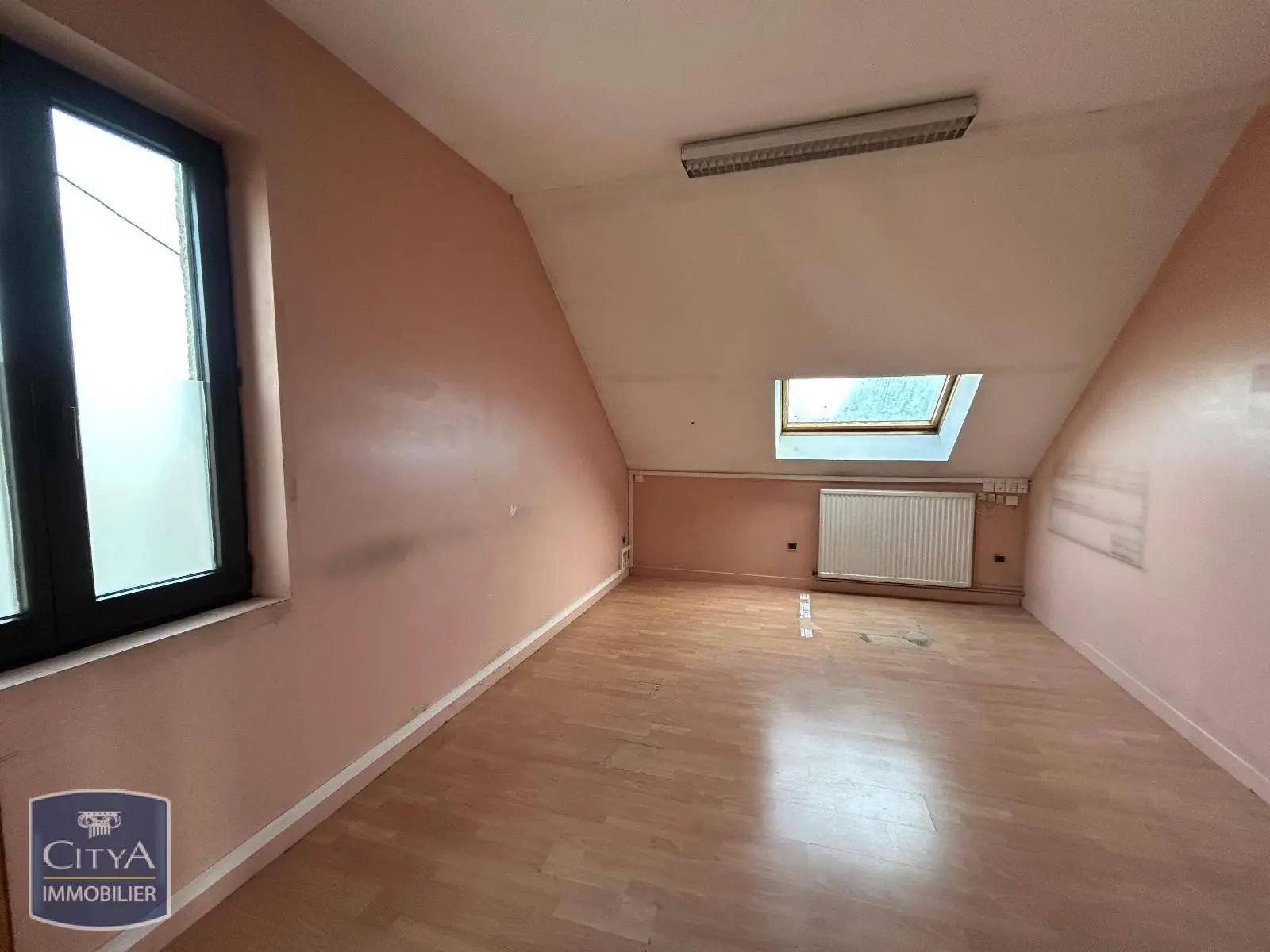 Photo 13 Local Commercial