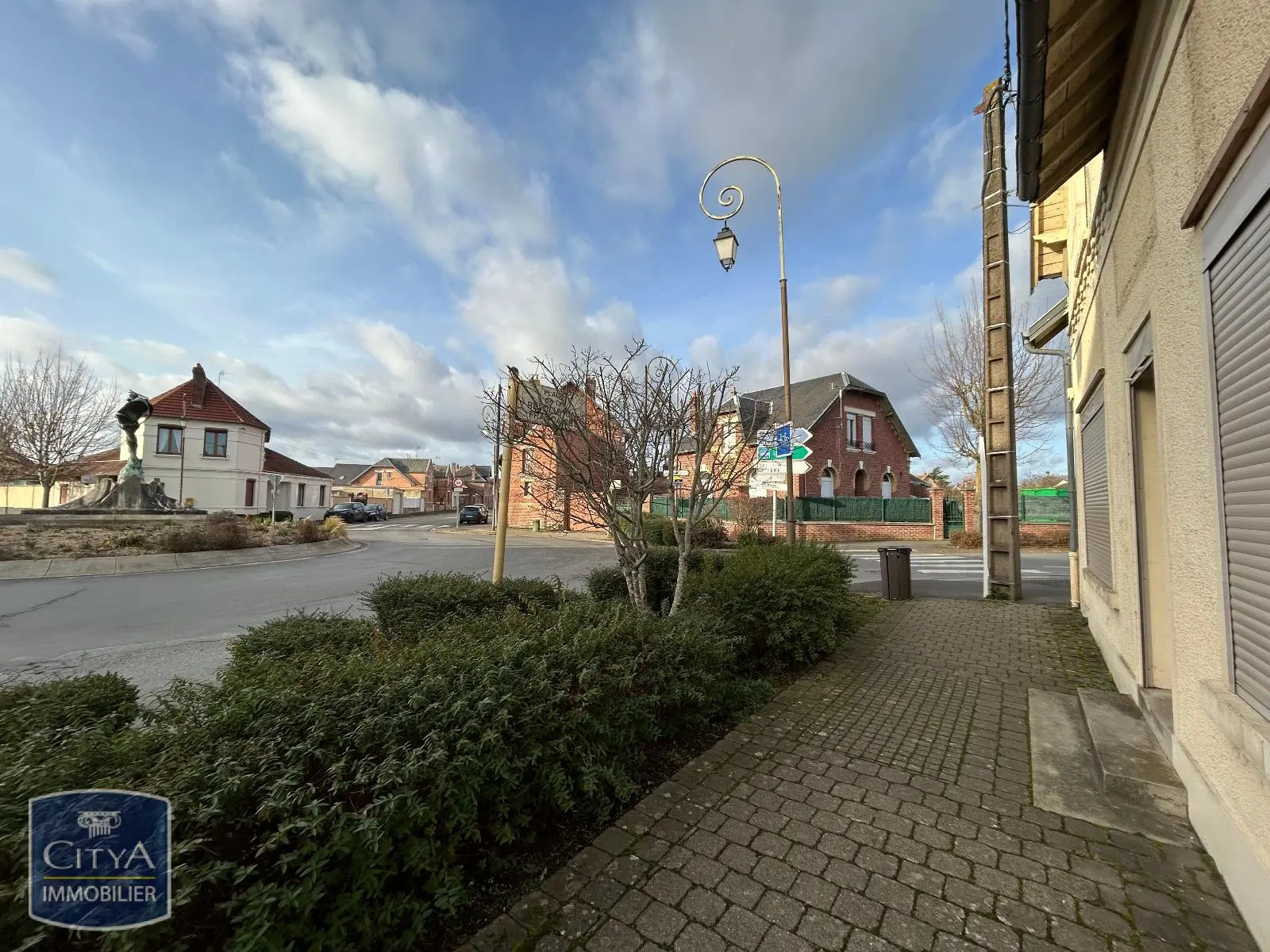 Photo 3 Local Commercial