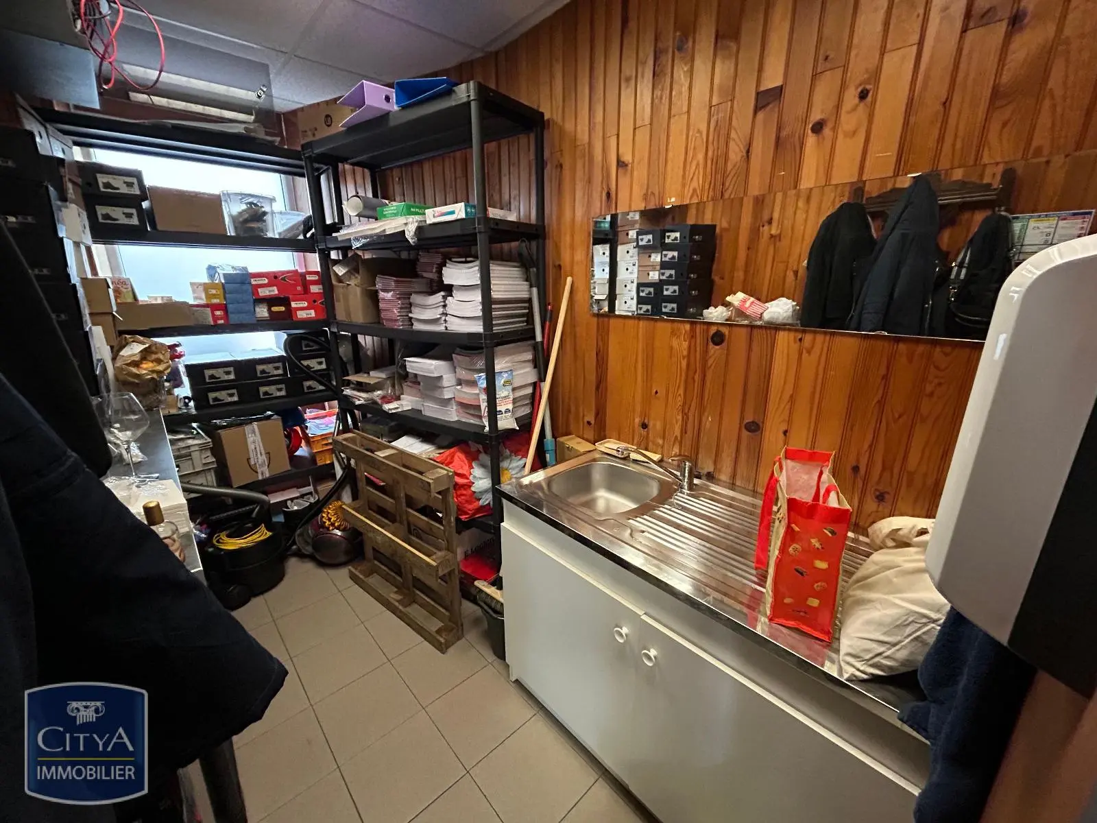 Photo 10 Local Commercial