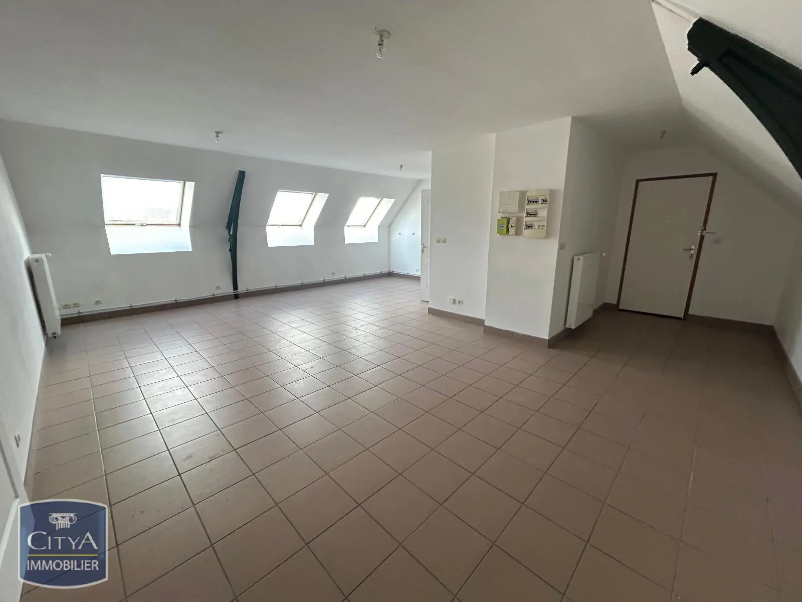 Photo 1 Appartement 4 pièces 84.17m²