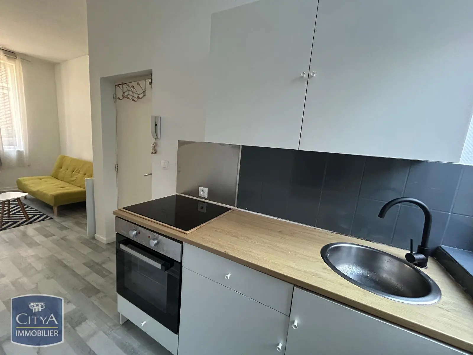 Photo 1 Appartement 1 pièce 21.95m²