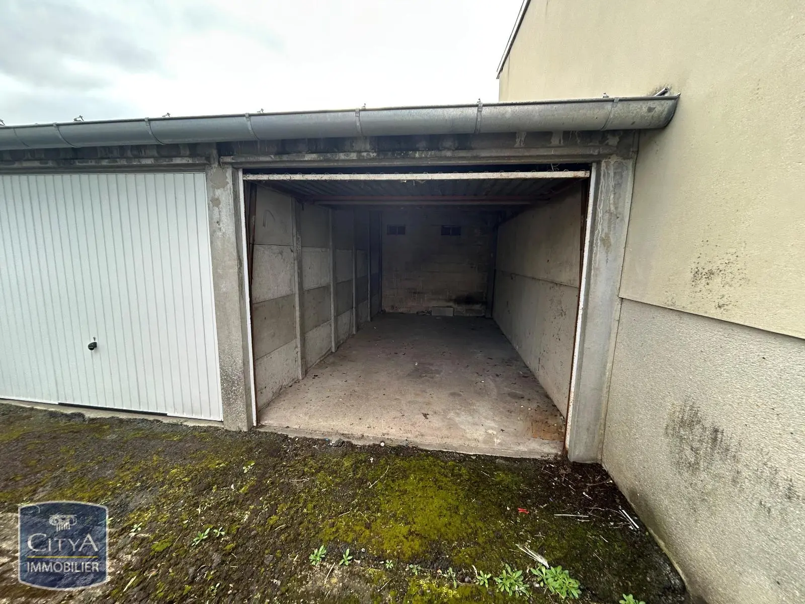 Photo 1 Parking 12m²