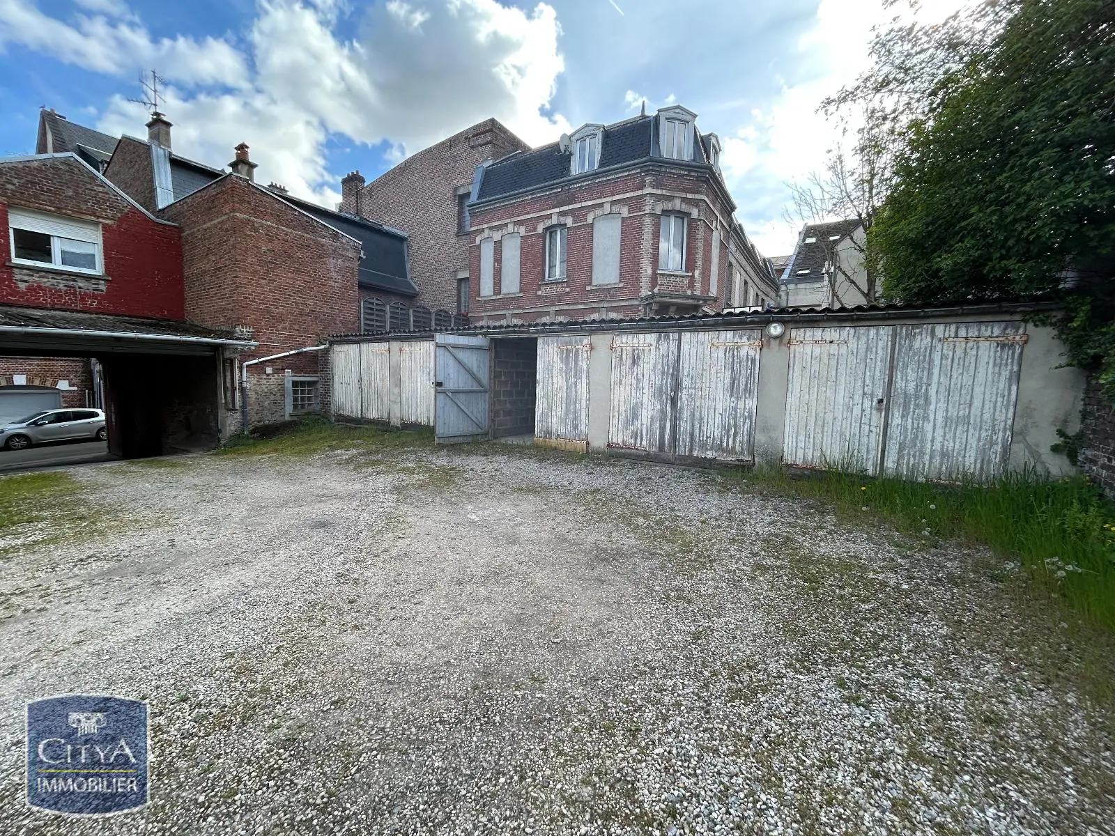 Photo 2 parking Saint-Quentin