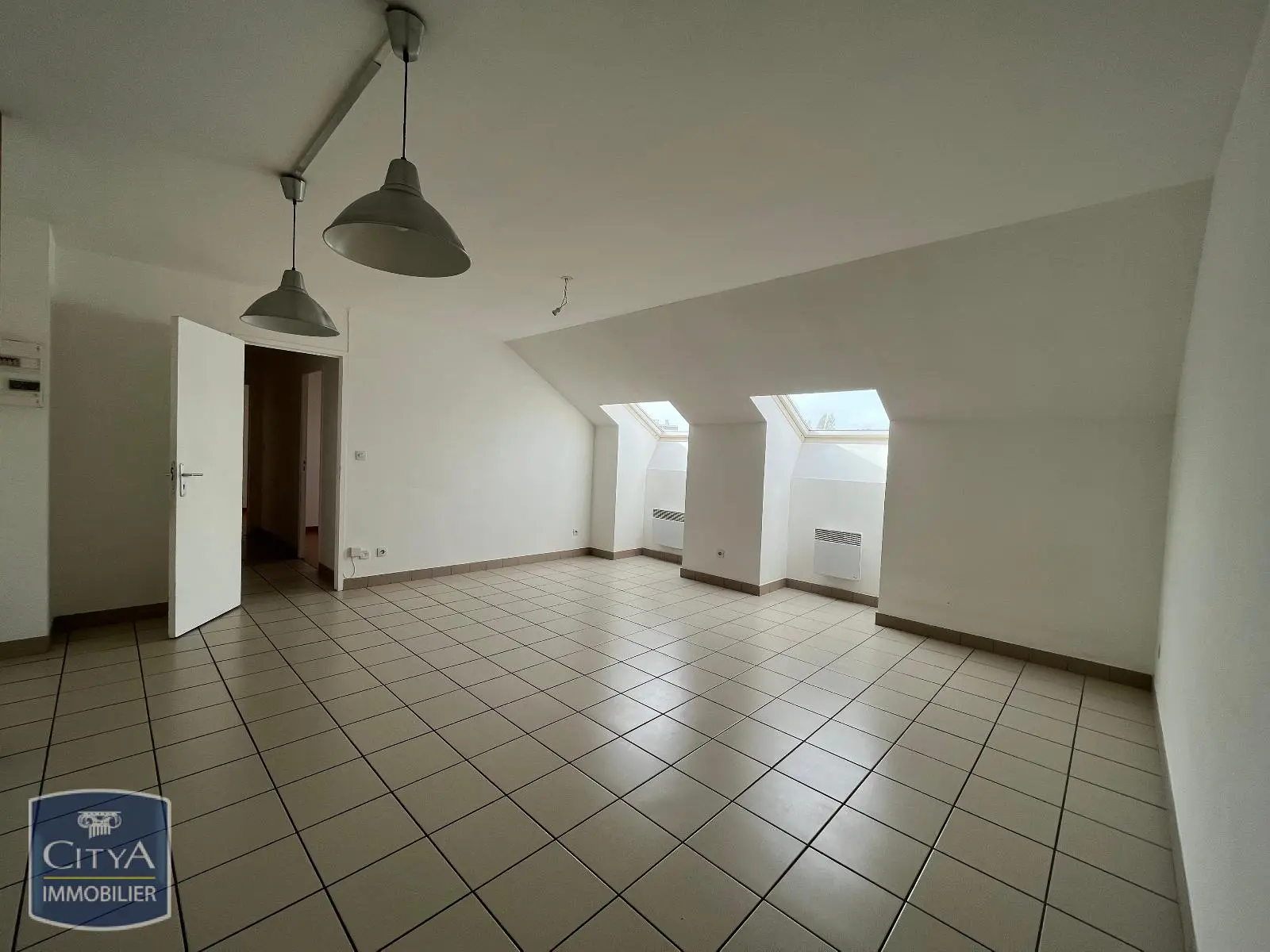 Photo 2 Appartement 4 pièces 77.24m²