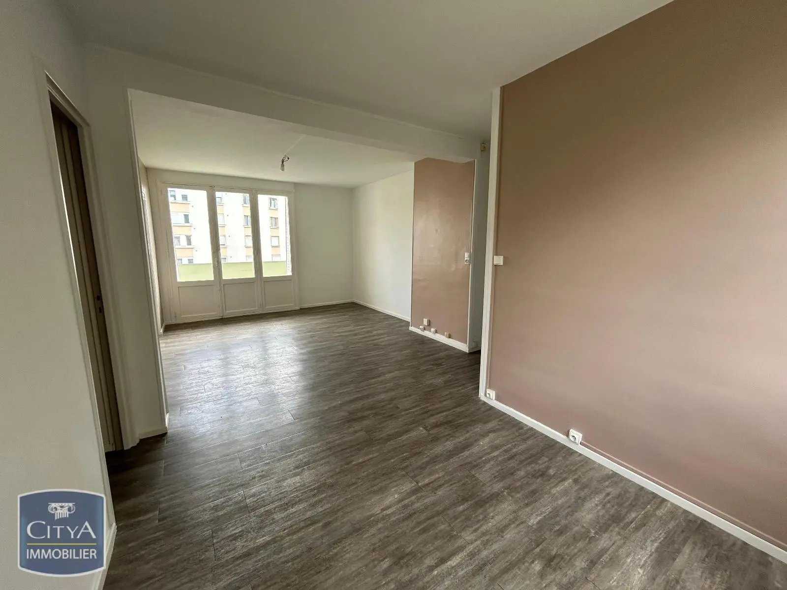 Photo 2 Appartement 3 pièces 55m²