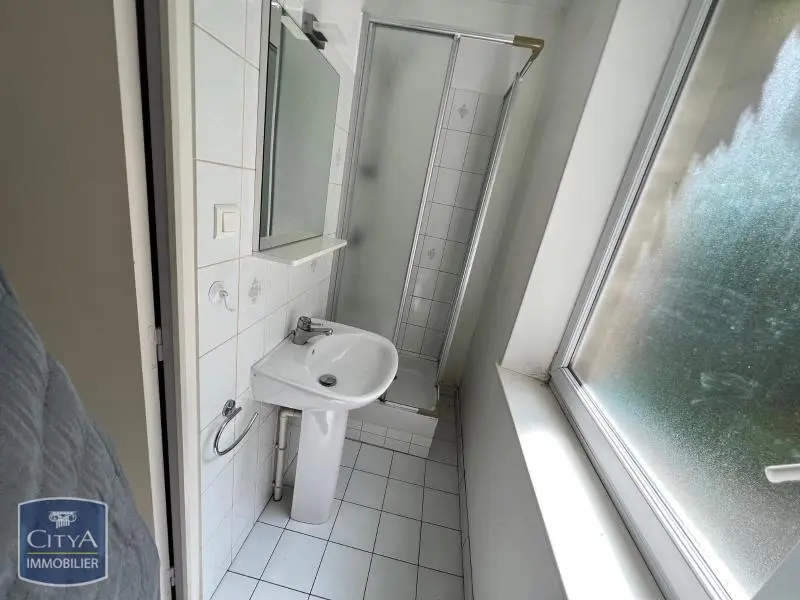 Photo 3 Appartement 1 pièce 15.28m²