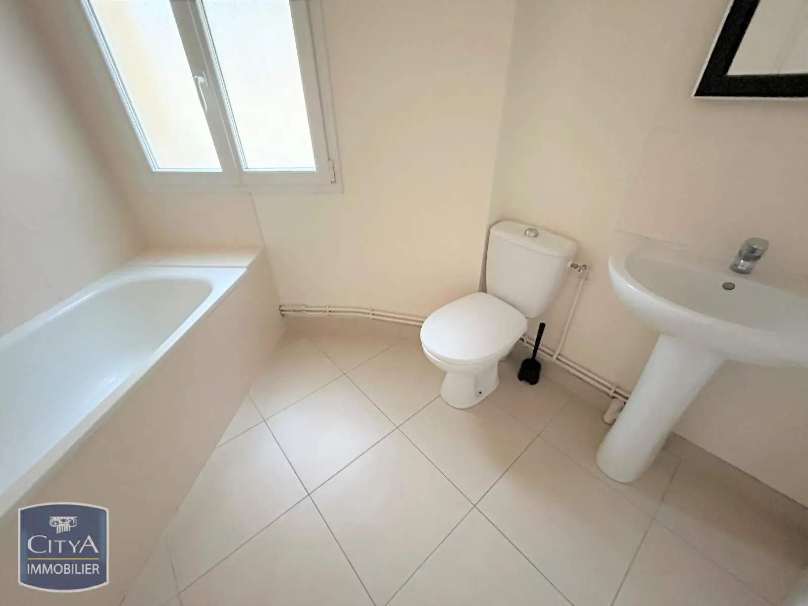 Photo 3 Appartement 1 pièce 24.66m²