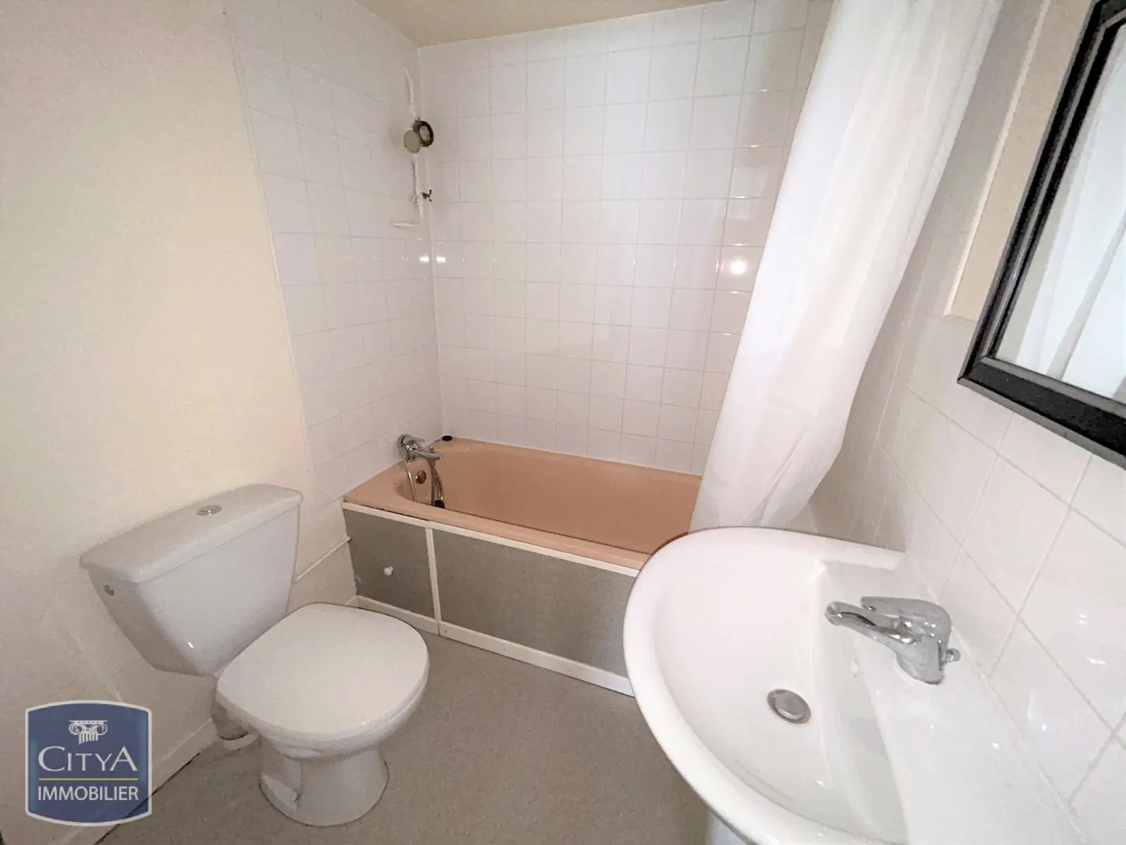 Photo 3 Appartement 1 pièce 16.82m²