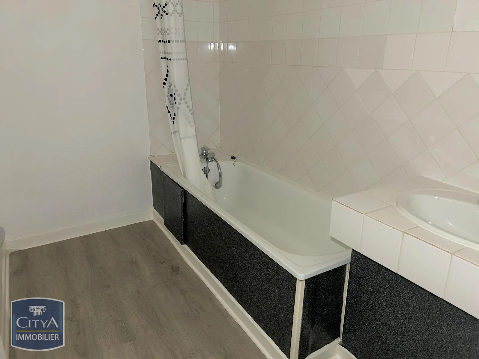 Photo 9 Appartement 1 pièce 60.94m²