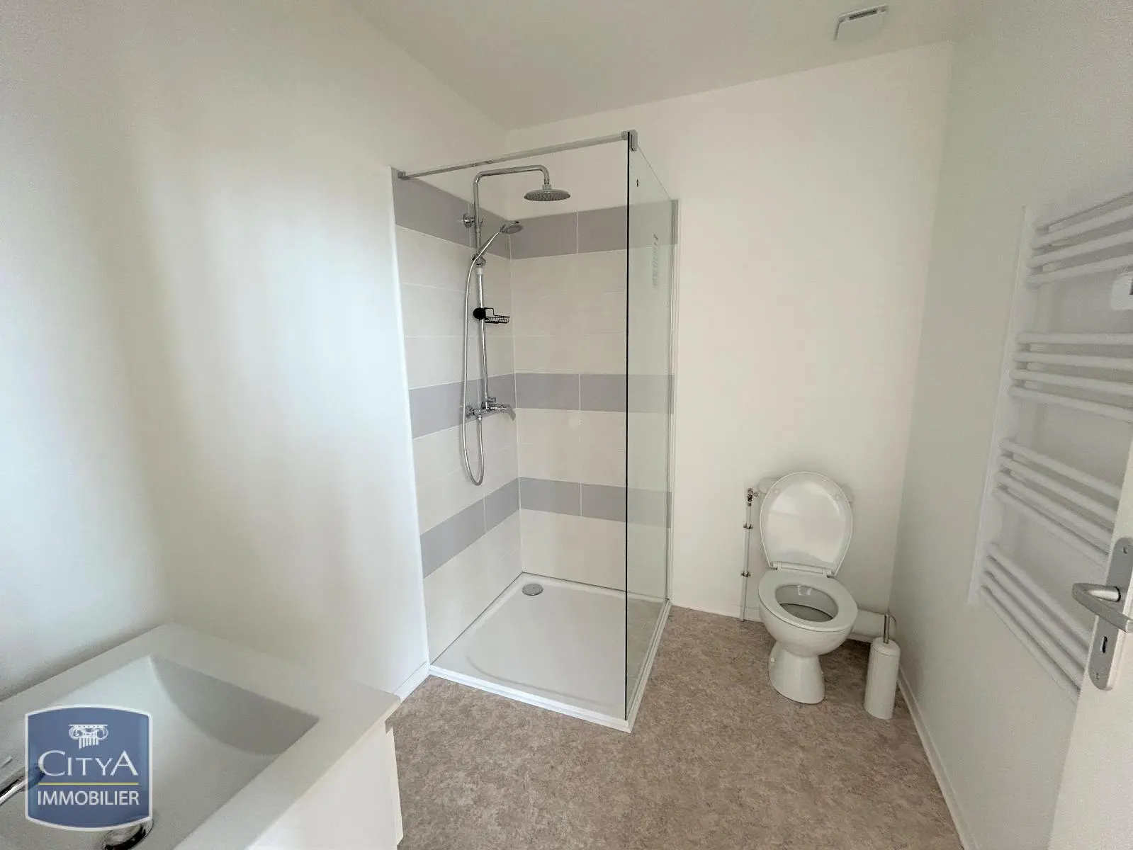 Photo 3 Appartement 1 pièce 28.72m²