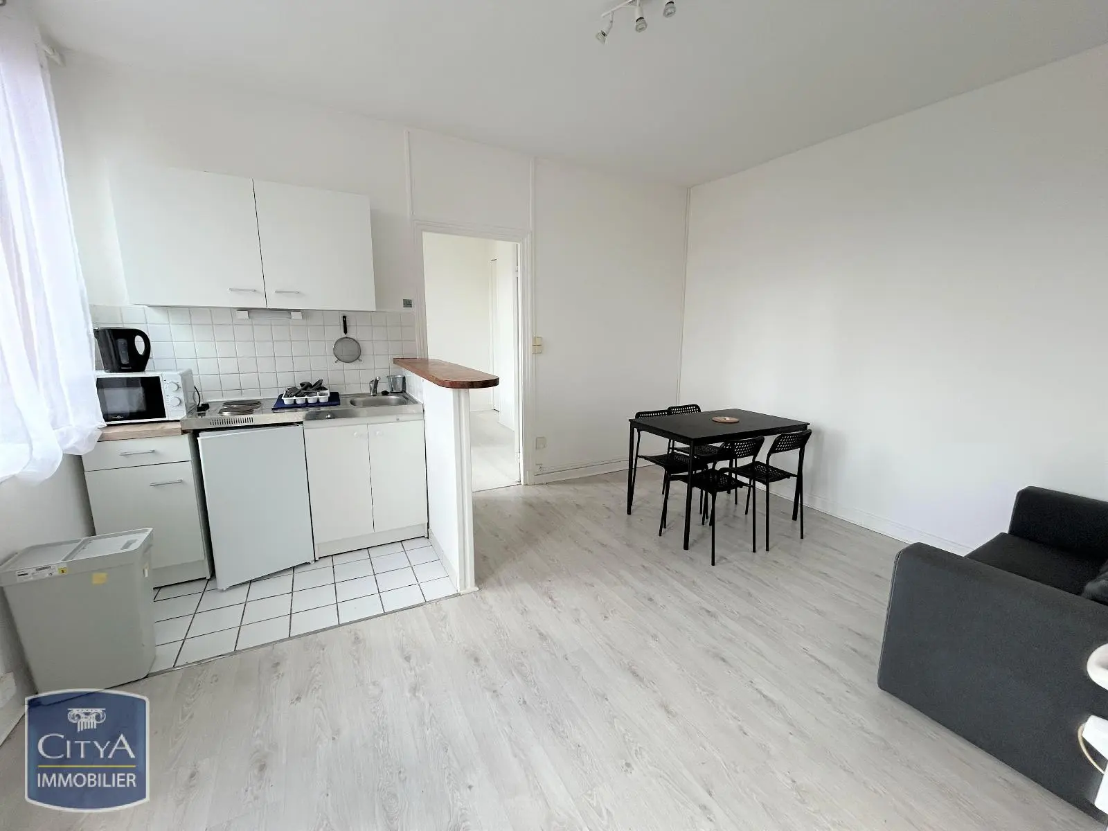 Photo 1 Appartement 2 pièces 32.17m²