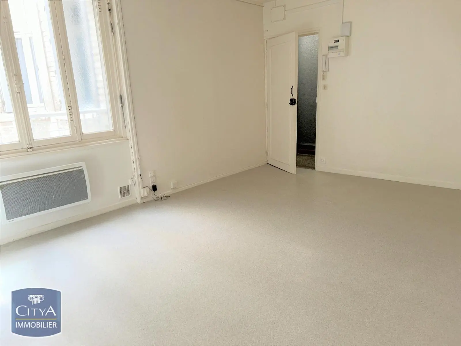 Photo 2 Appartement 1 pièce 21.62m²