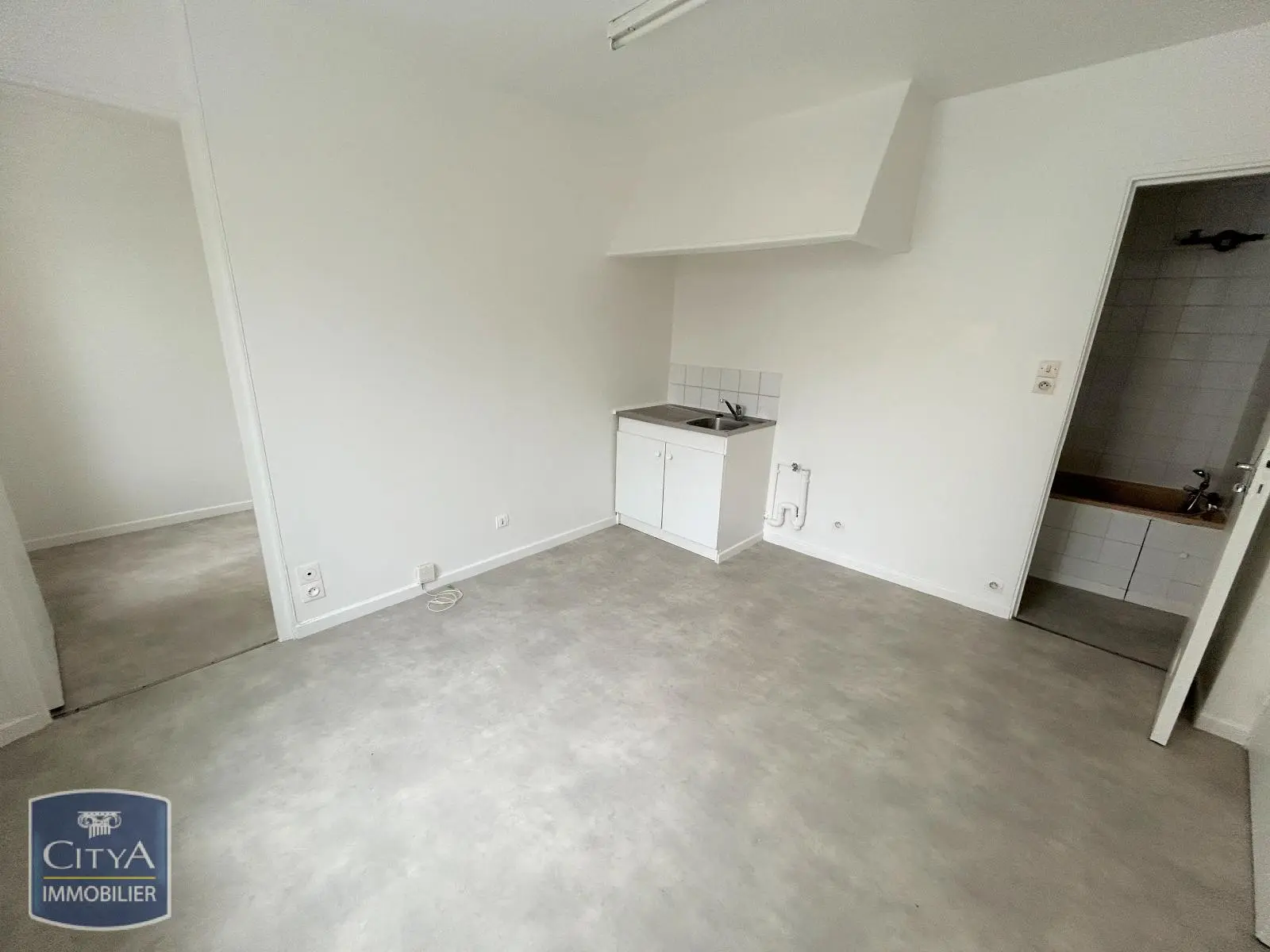 Photo 1 Appartement 1 pièce 20.71m²