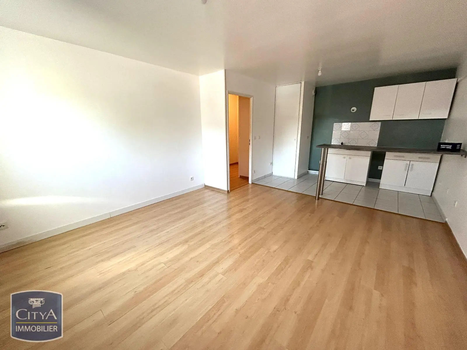 Photo 1 Appartement 1 pièce 32.65m²