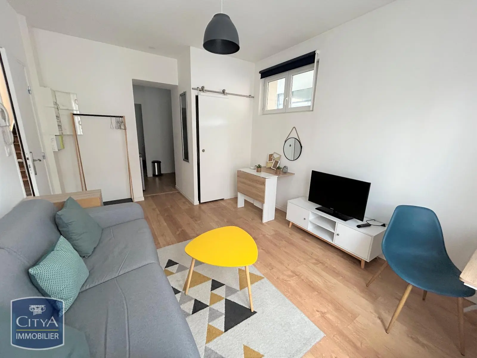 Photo 1 Appartement 1 pièce 23m²