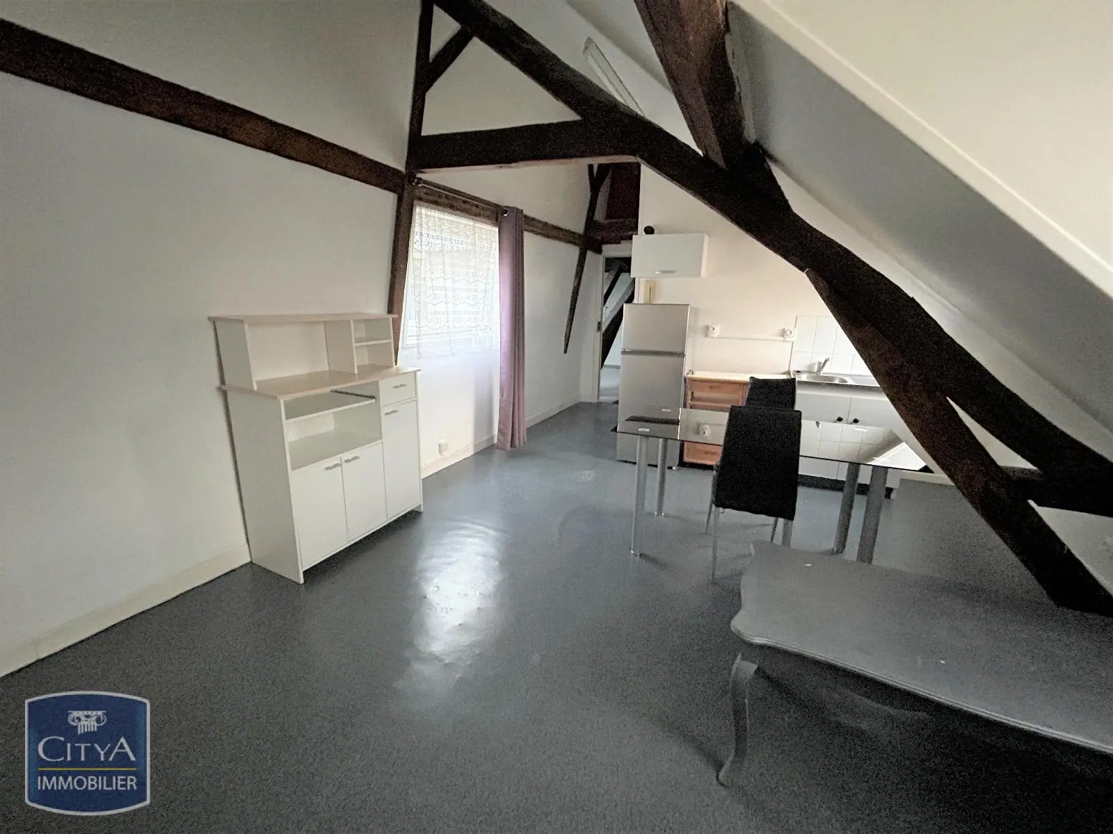 Photo 1 Appartement 1 pièce 19.35m²