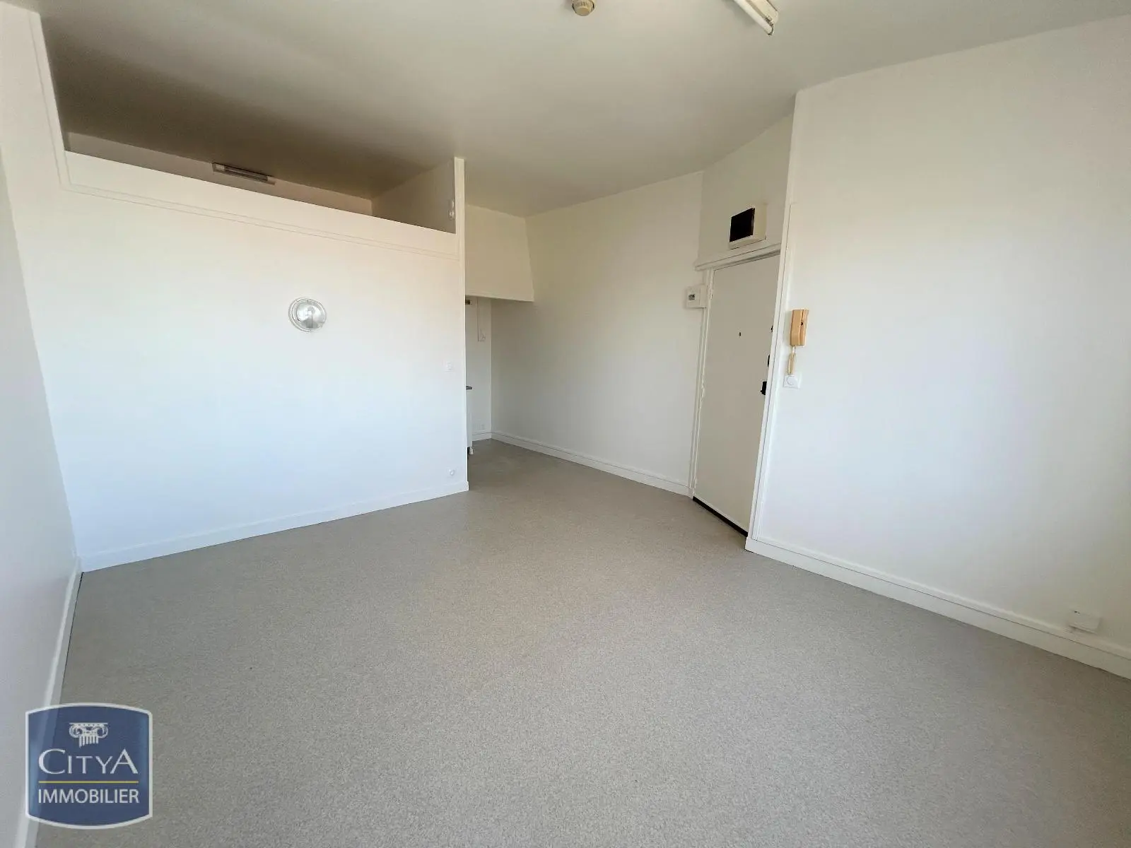 Photo 5 Appartement 1 pièce 21.12m²