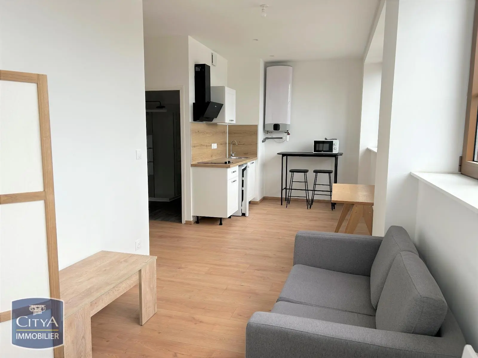 Photo 1 Appartement 1 pièce 28.03m²