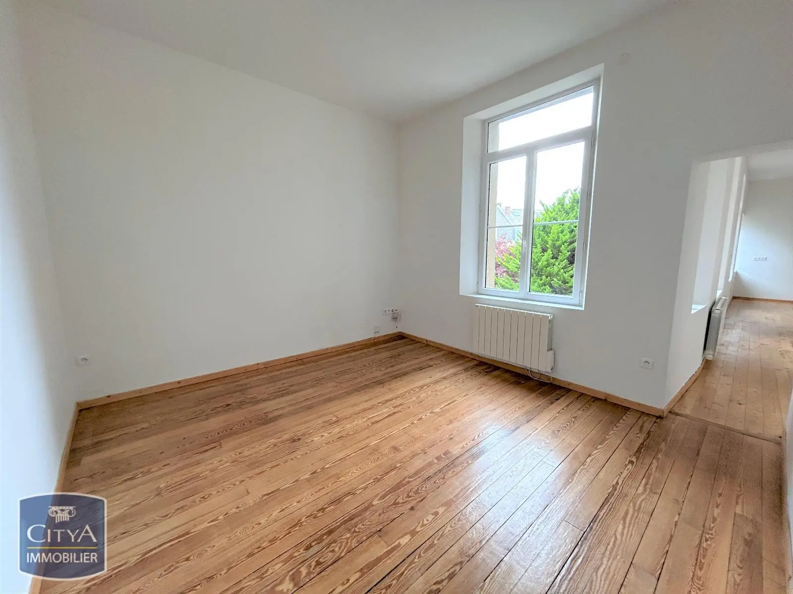 Photo 1 Appartement 5 pièces 122.84m²