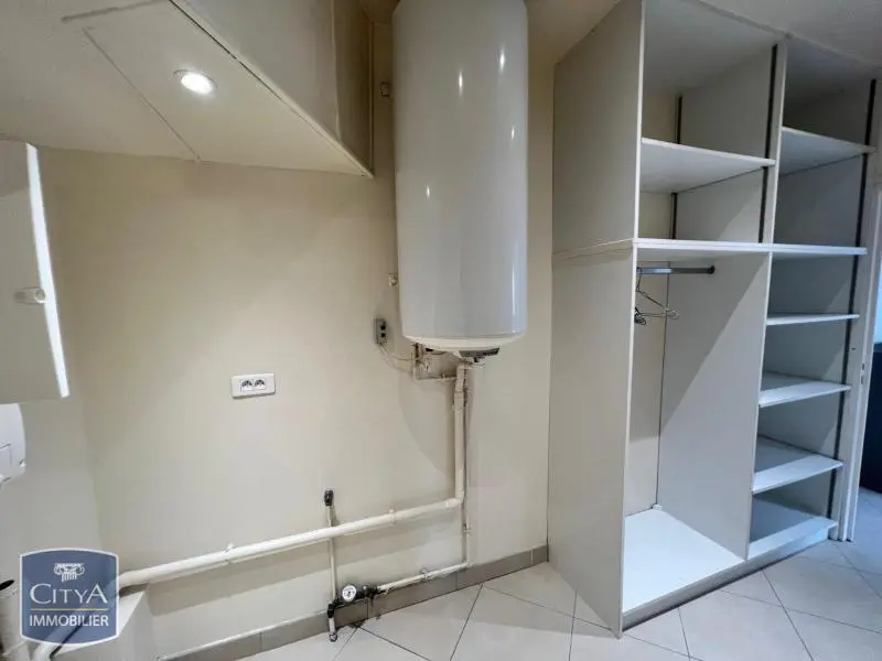Photo 3 Appartement 1 pièce 24.66m²