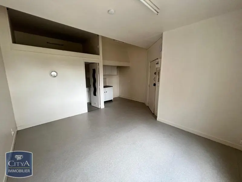 Photo 1 Appartement 1 pièce 22m²