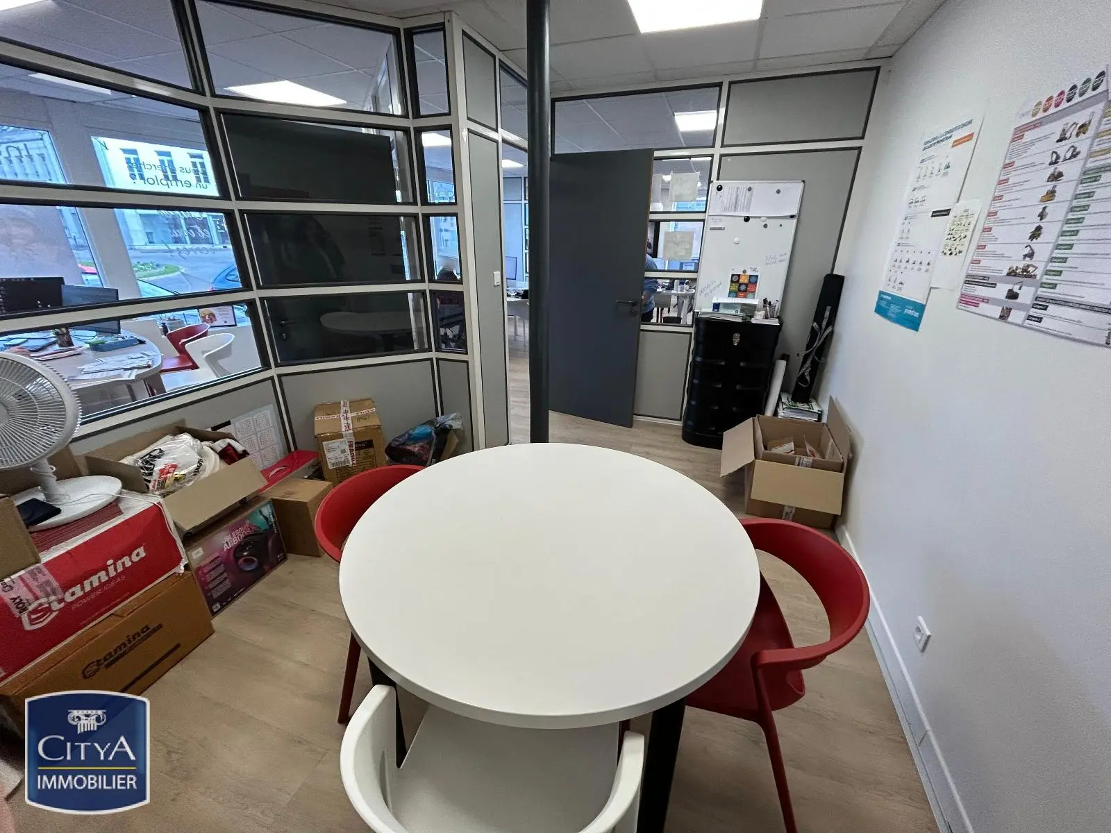 Photo 7 Local Commercial