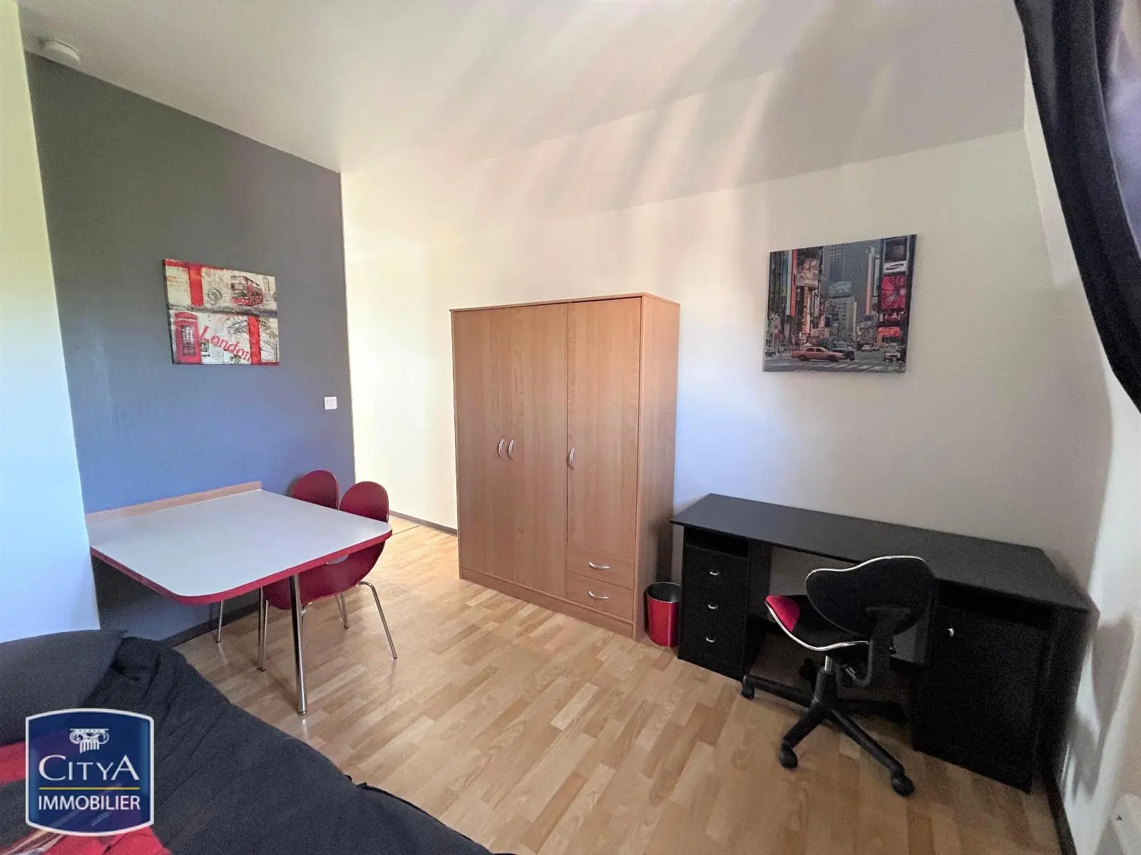 Photo 2 Appartement 1 pièce 20.31m²