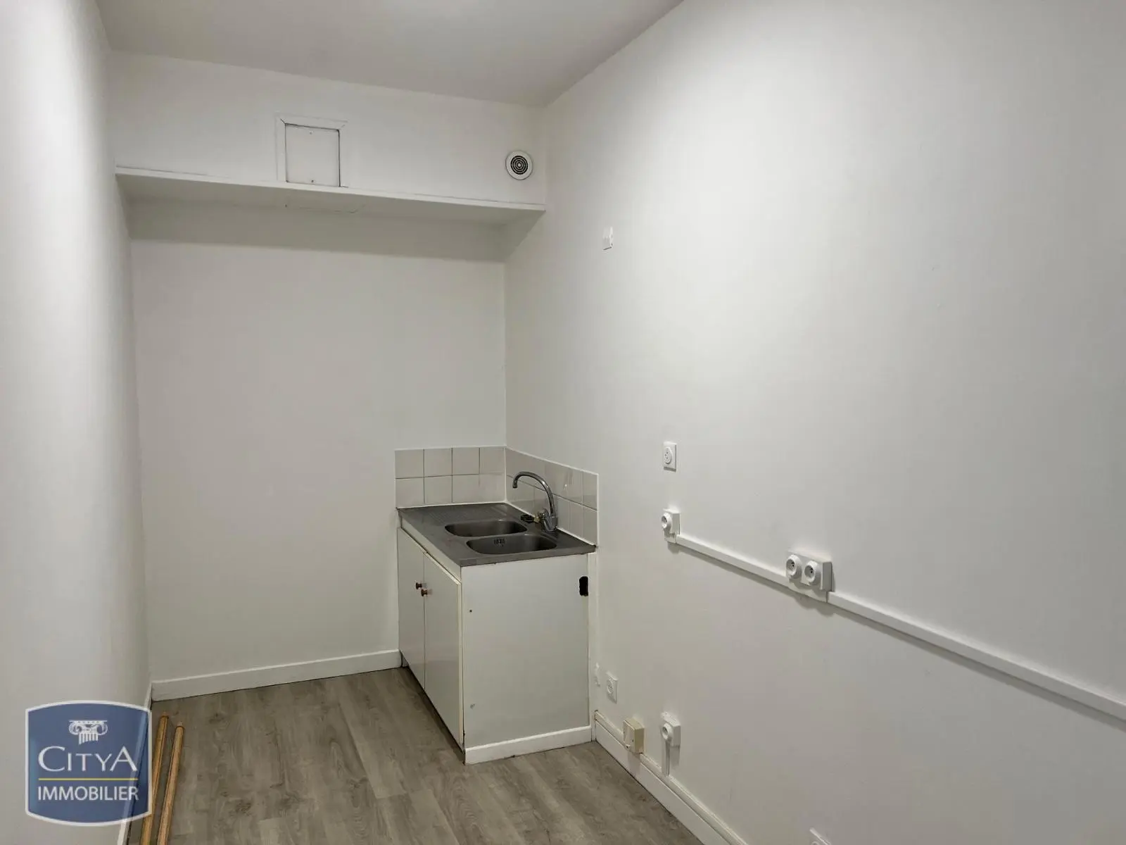 Photo 3 Appartement 1 pièce 60.94m²
