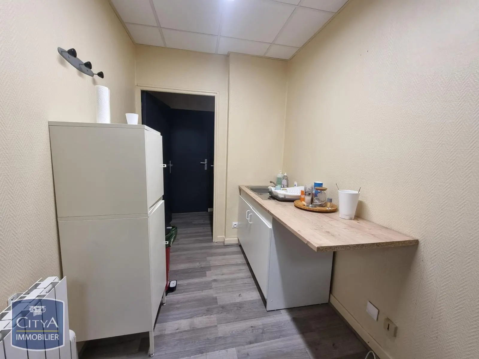 Photo 5 Local Commercial