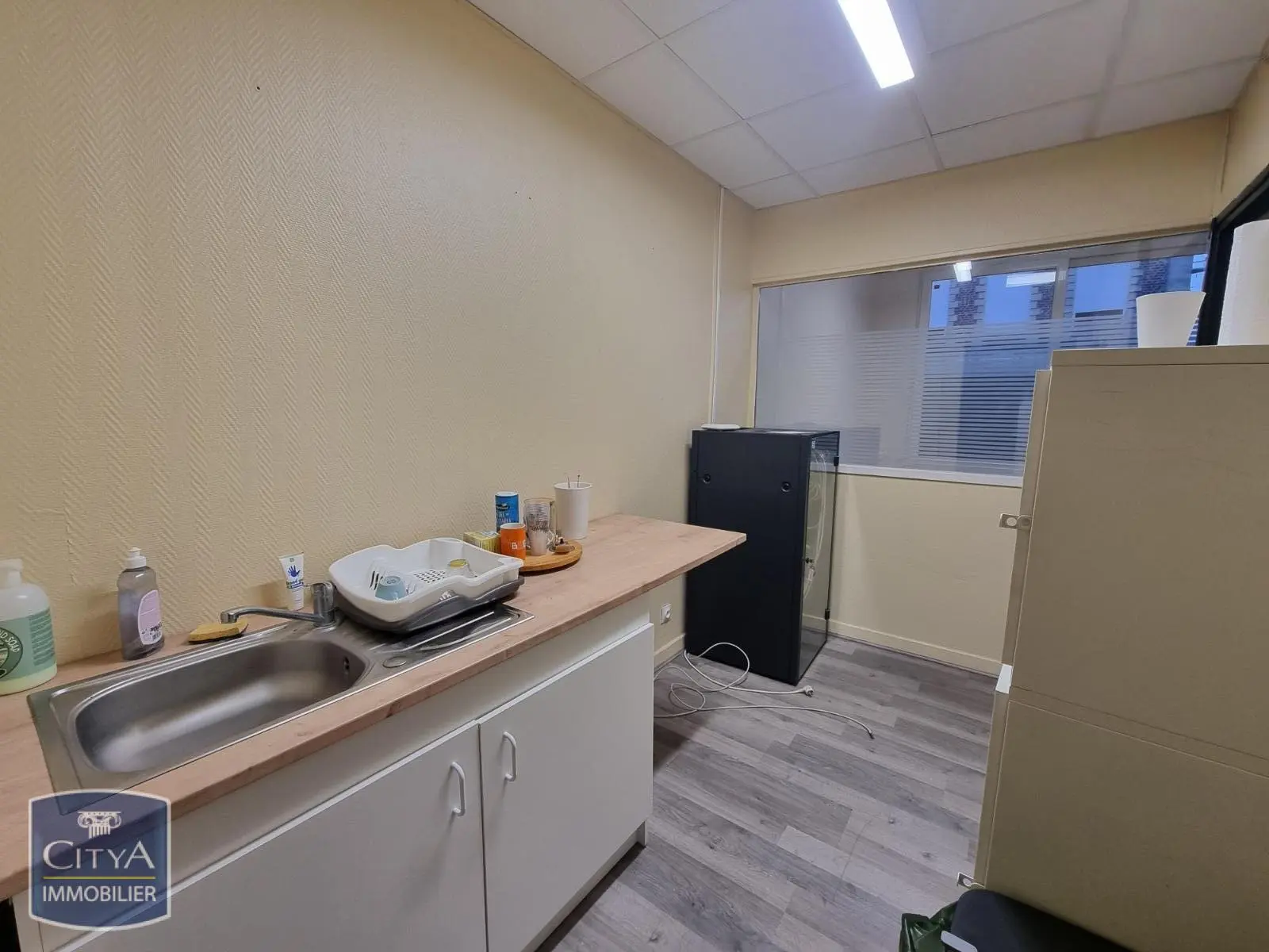 Photo 6 Local Commercial