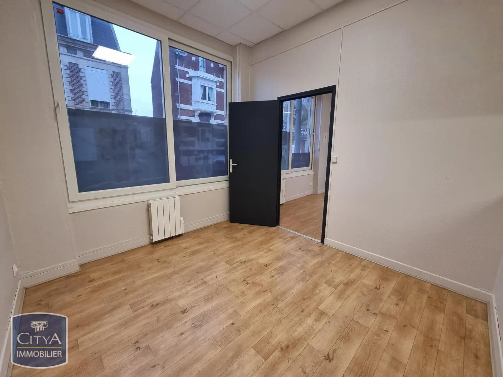 Photo 3 Local Commercial