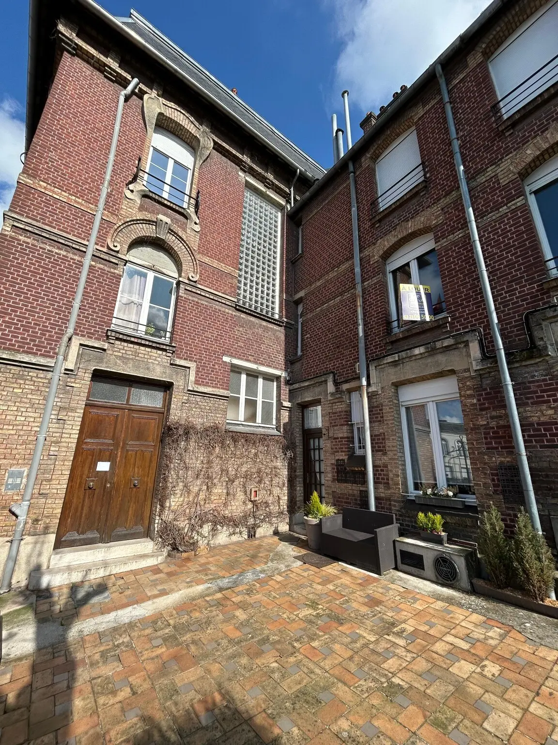 Photo 2 Immeuble 346m²