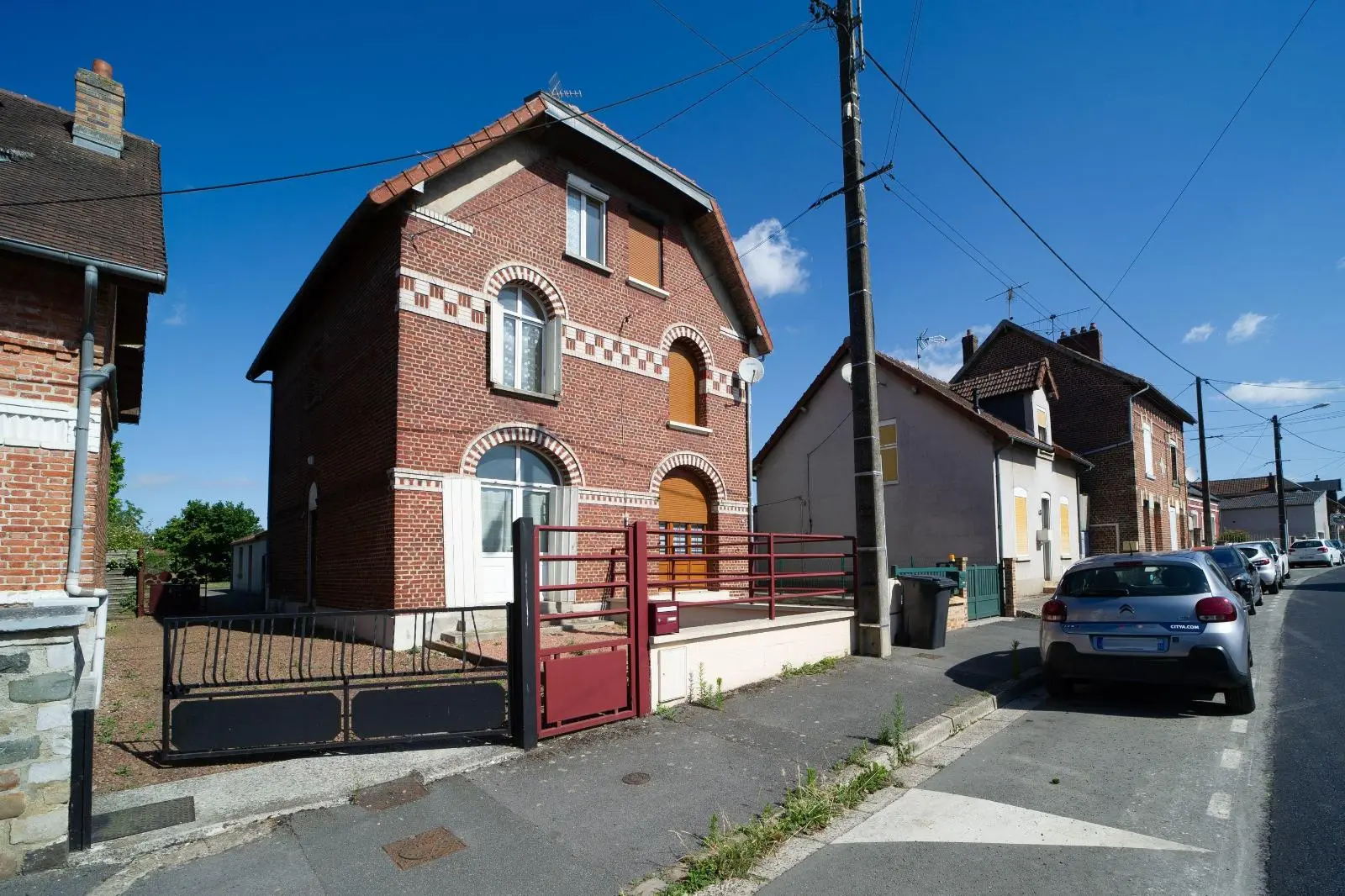 Photo 1 Maison 5 pièces 90m²