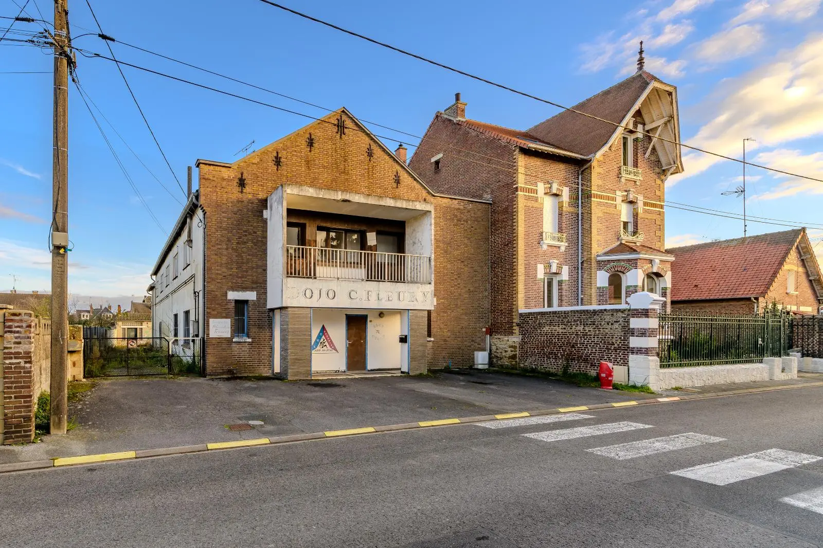 Photo 4 Local Professionnel 5 pièces 475m²