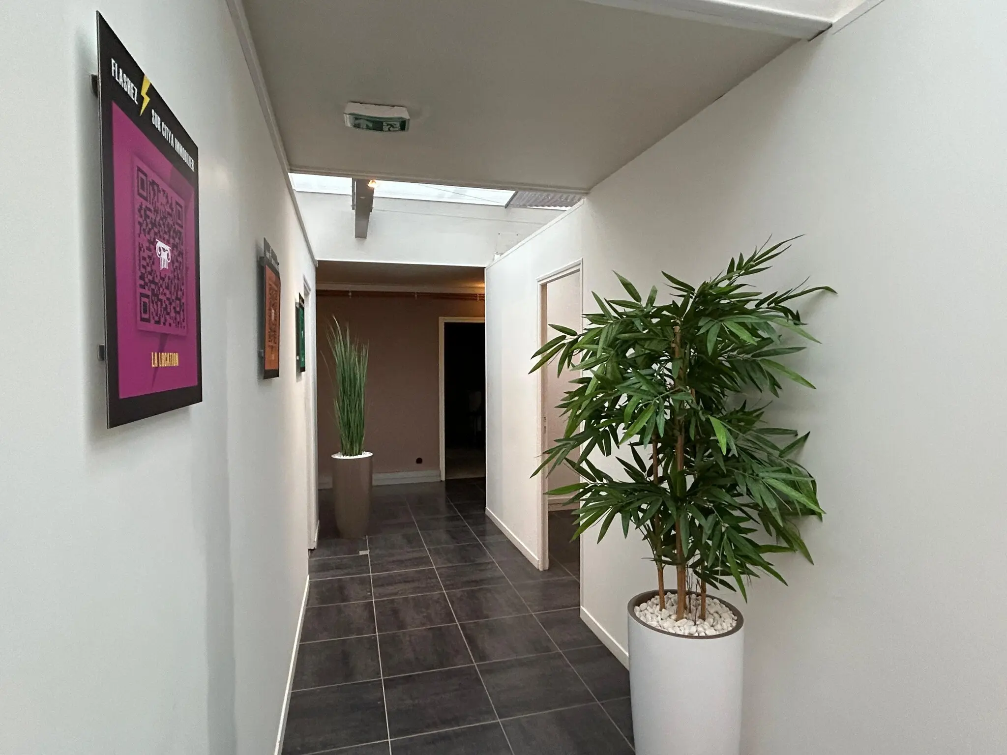 Photo 6 Local Commercial 240m²