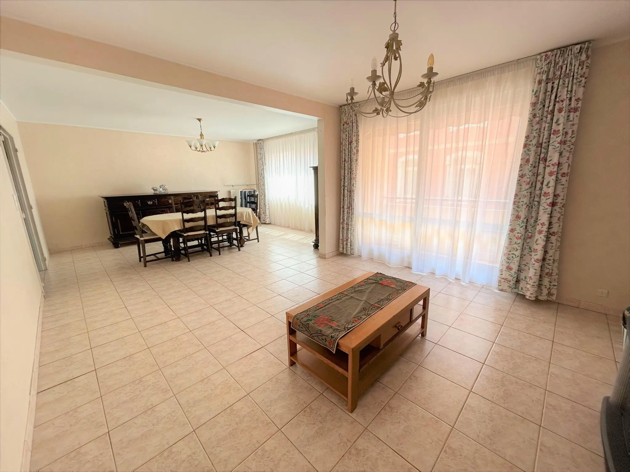 Photo 1 Appartement 4 pièces 105m²