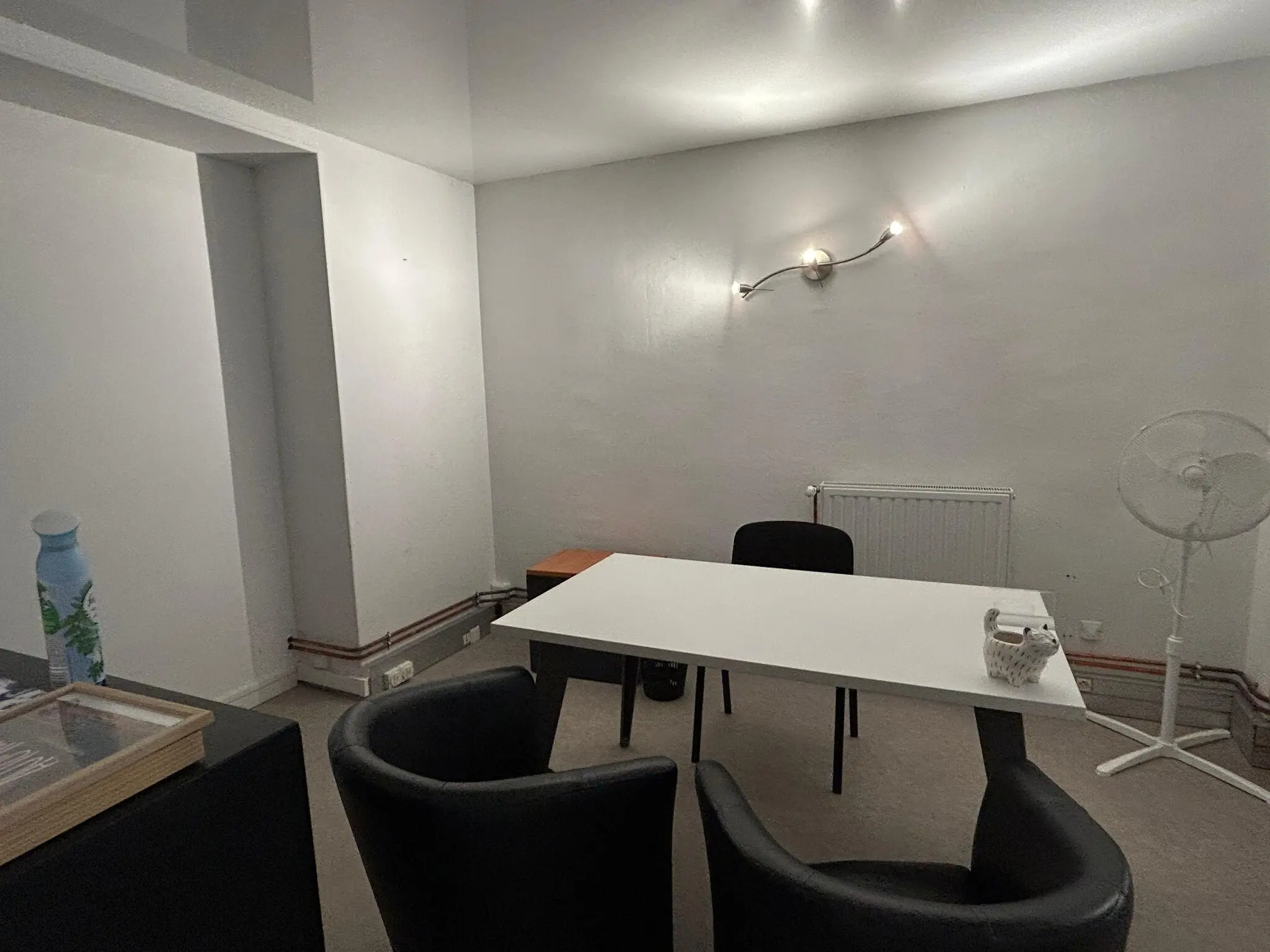 Photo 9 Local Commercial 240m²