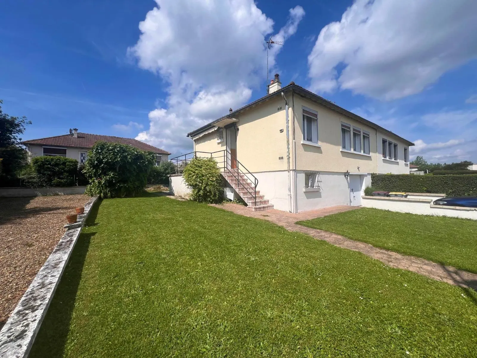 Photo 1 Maison 3 pièces 65m²