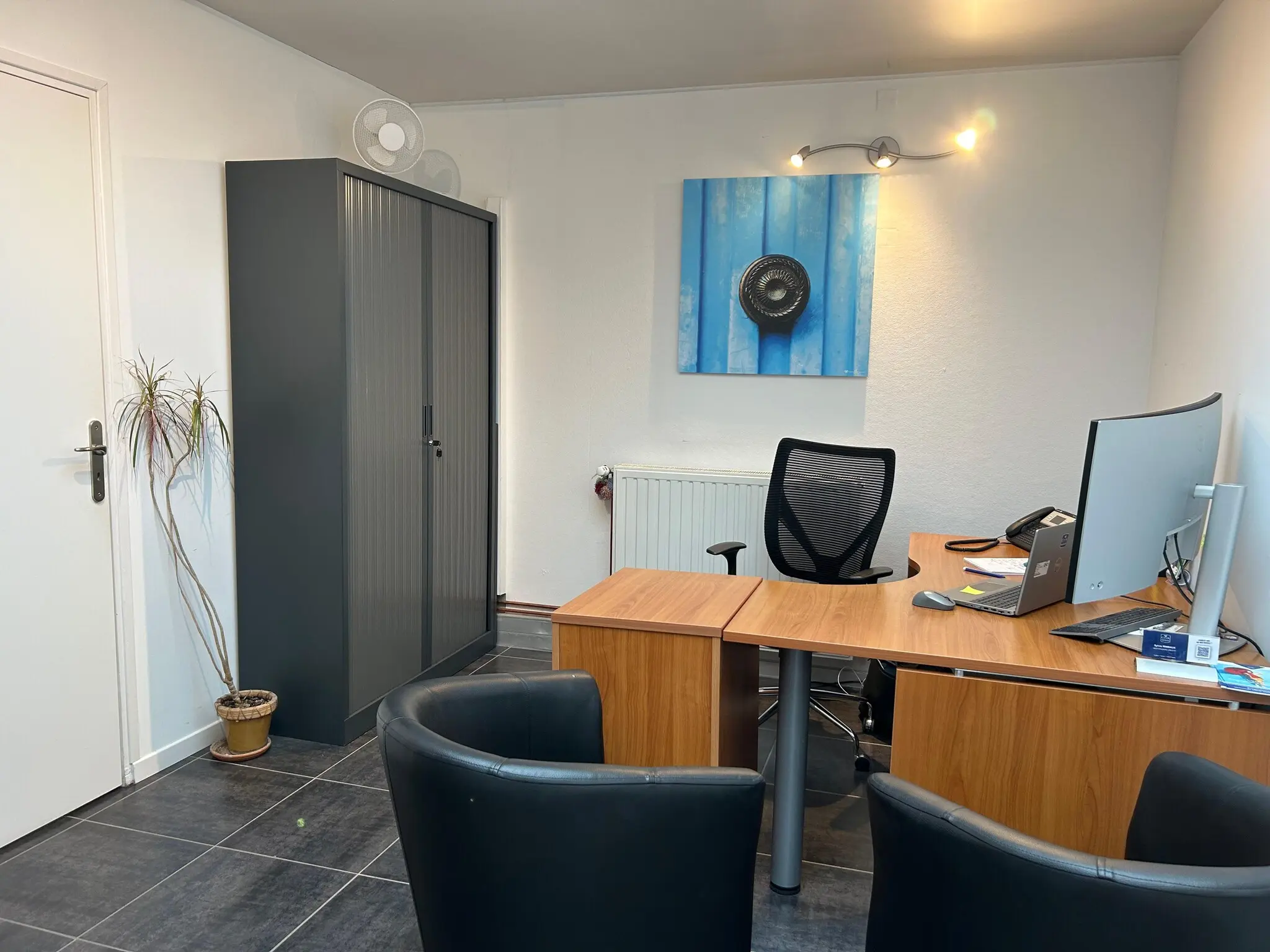 Photo 11 Local Commercial 240m²