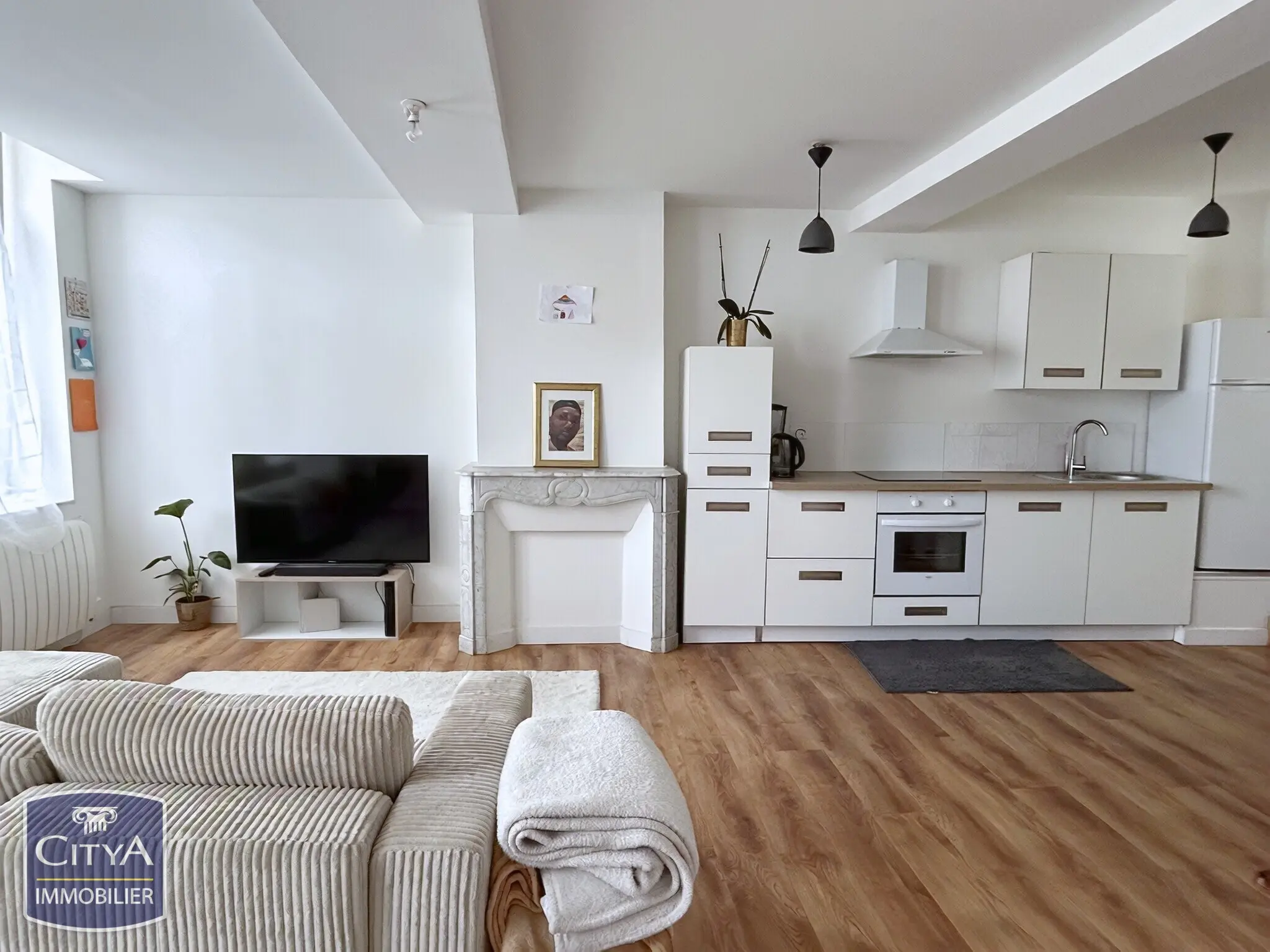 Photo 2 Immeuble 220m²