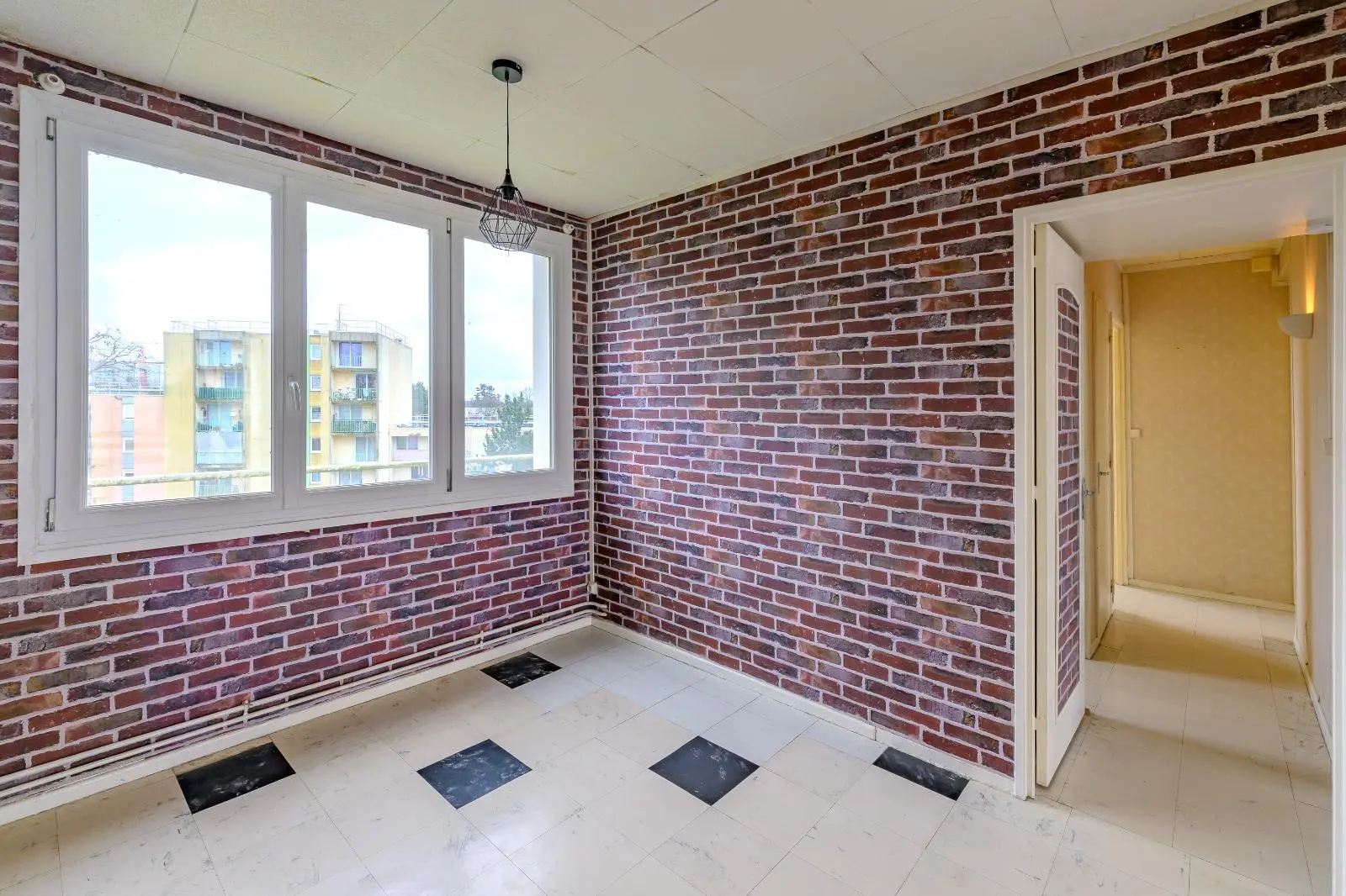 Photo 2 Appartement 4 pièces 67m²