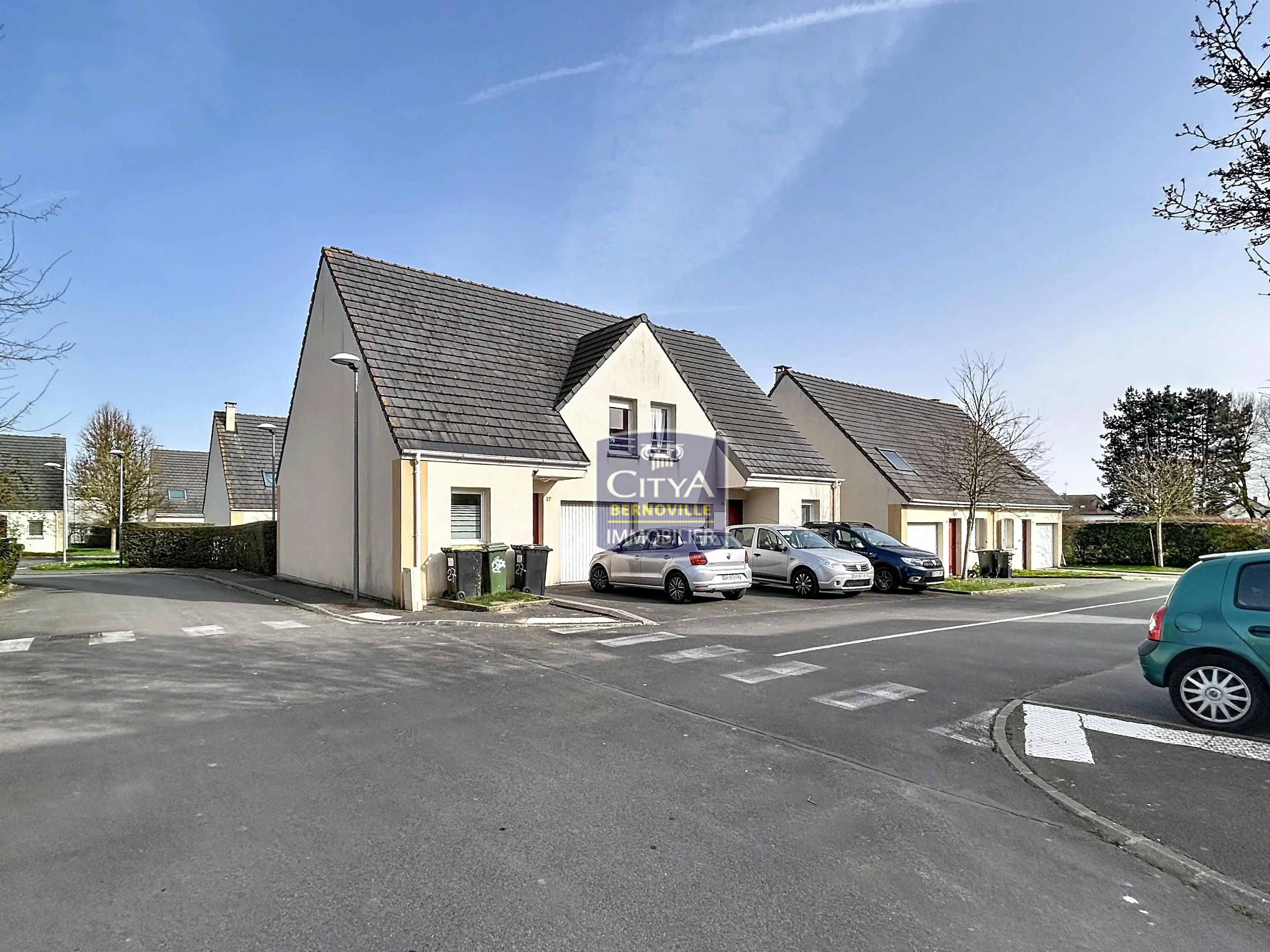 Photo 1 Maison 4 pièces 83m²