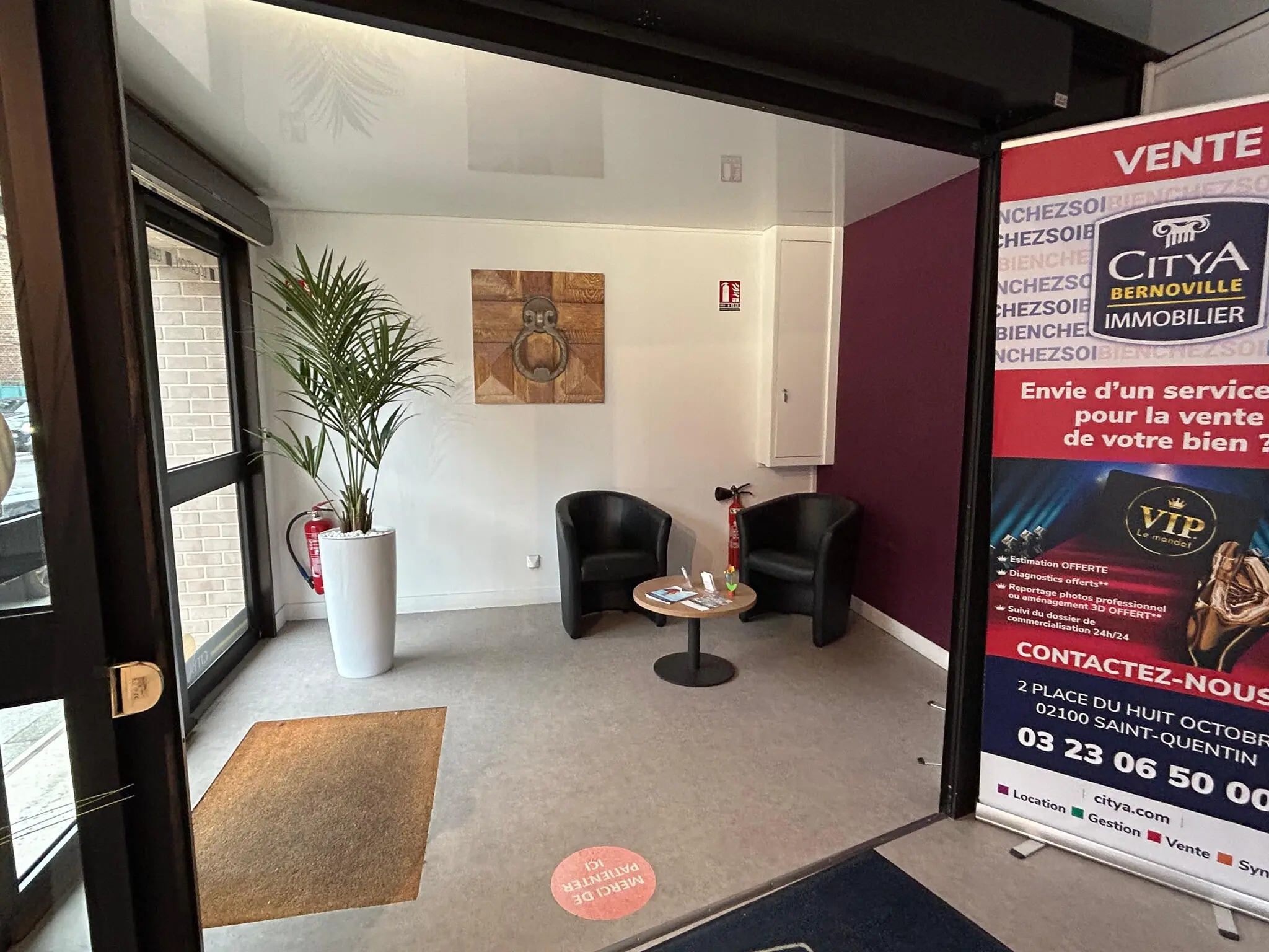 Photo 5 Local Commercial 240m²