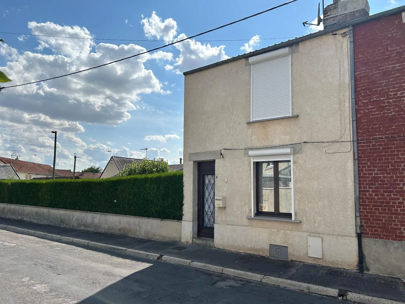 Photo 1 Maison 4 pièces 80m²