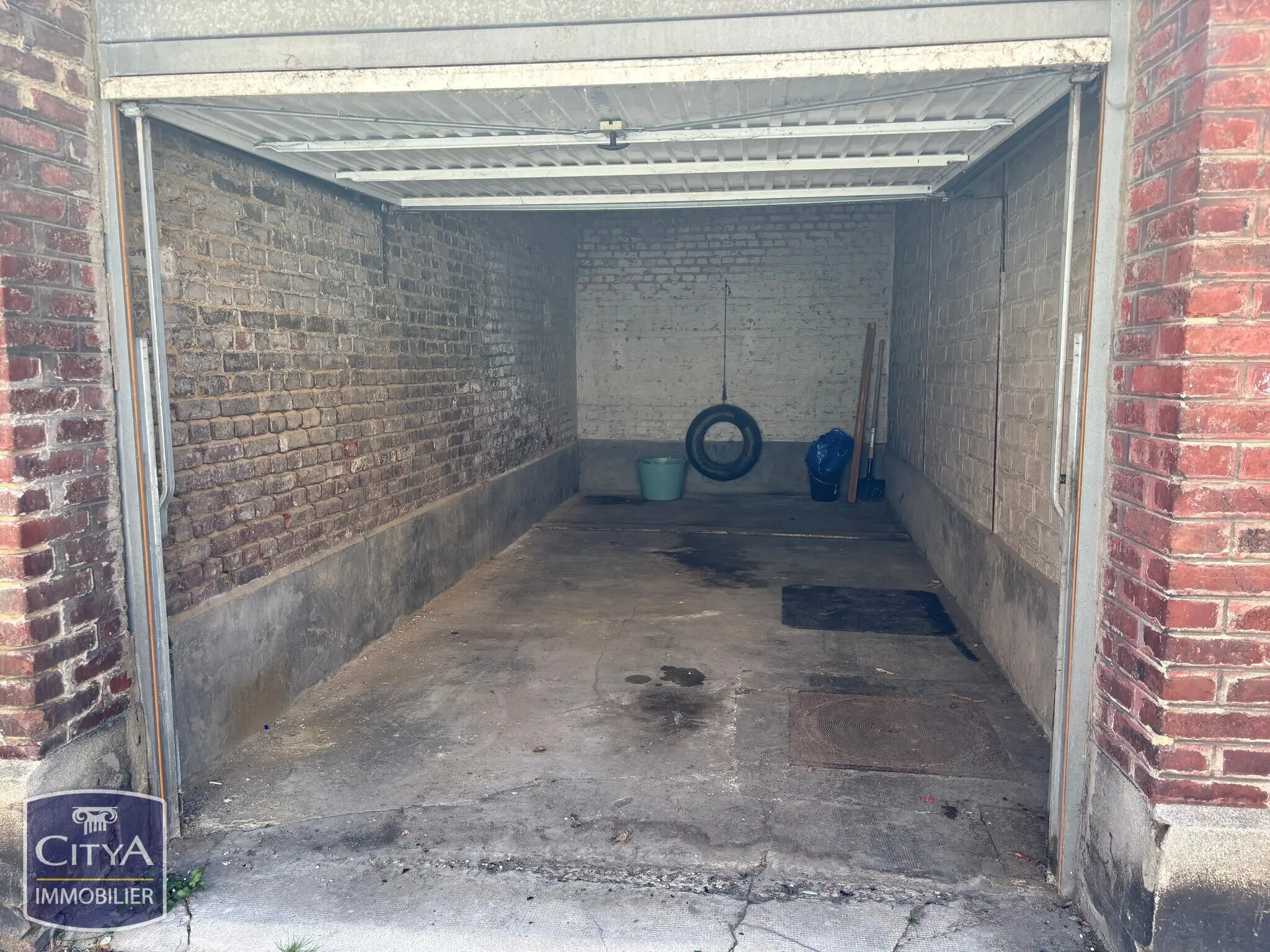 Photo 2 Parking 16m²
