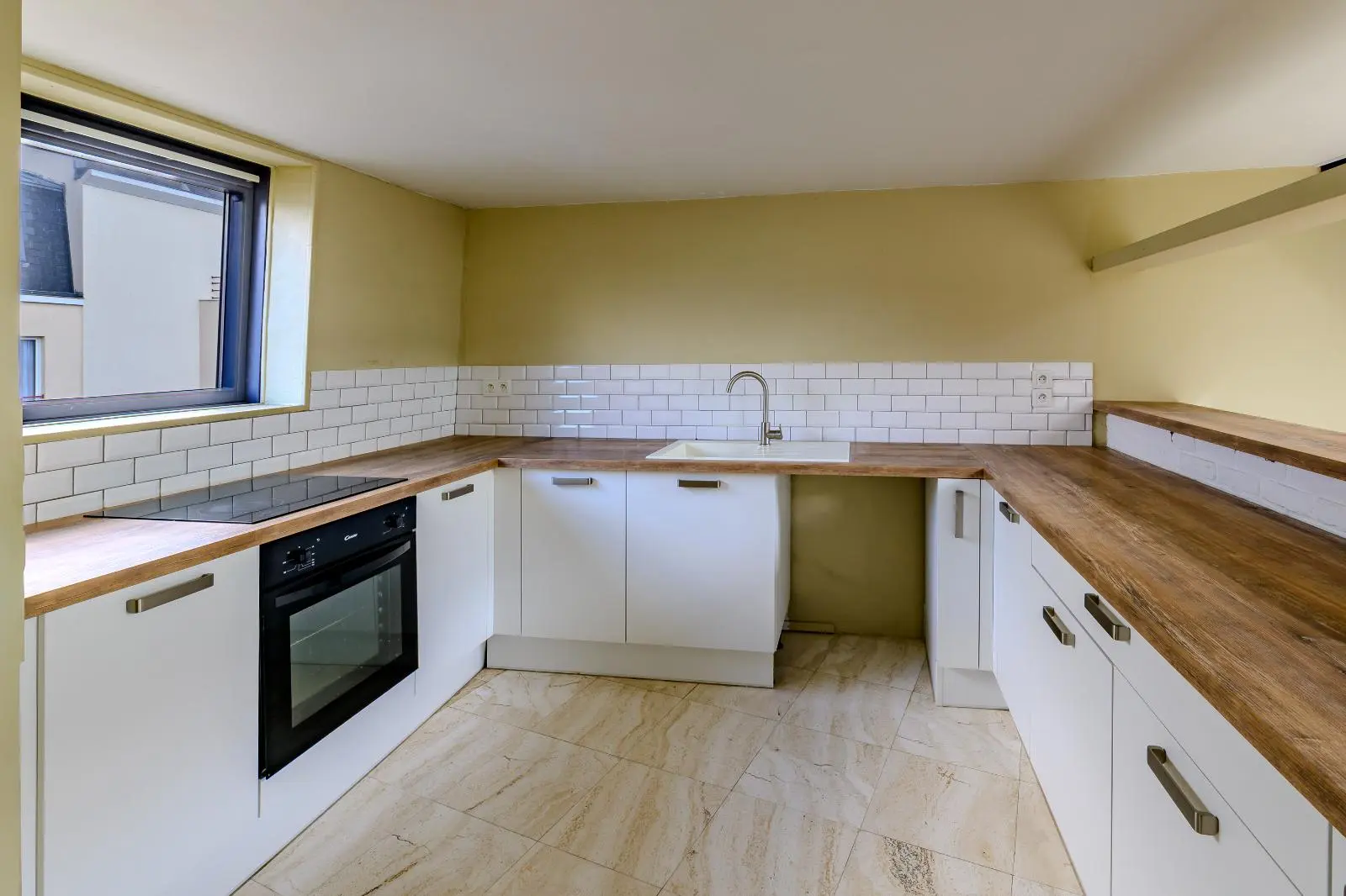 Photo 3 Appartement 3 pièces 85.32m²