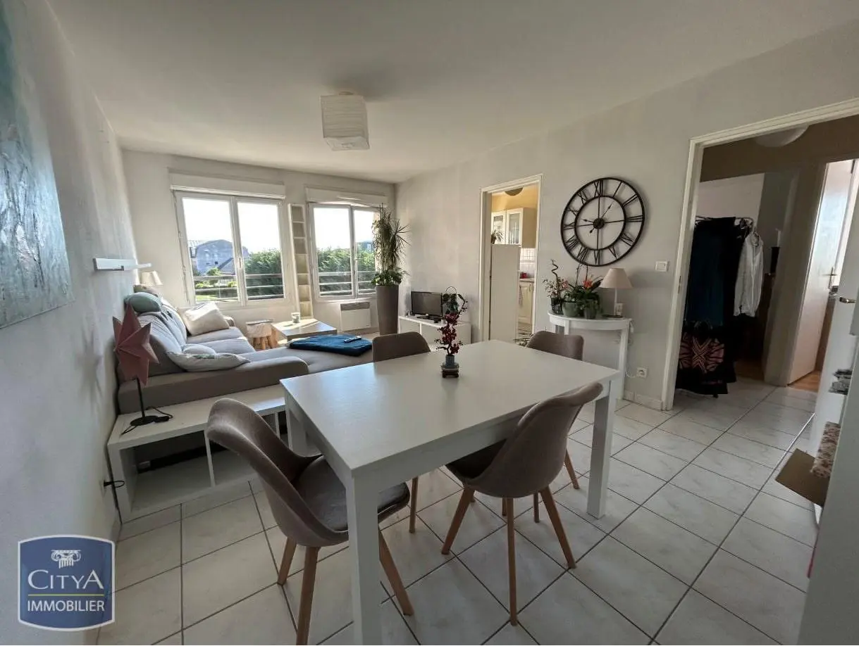Photo 2 Appartement 3 pièces 56m²