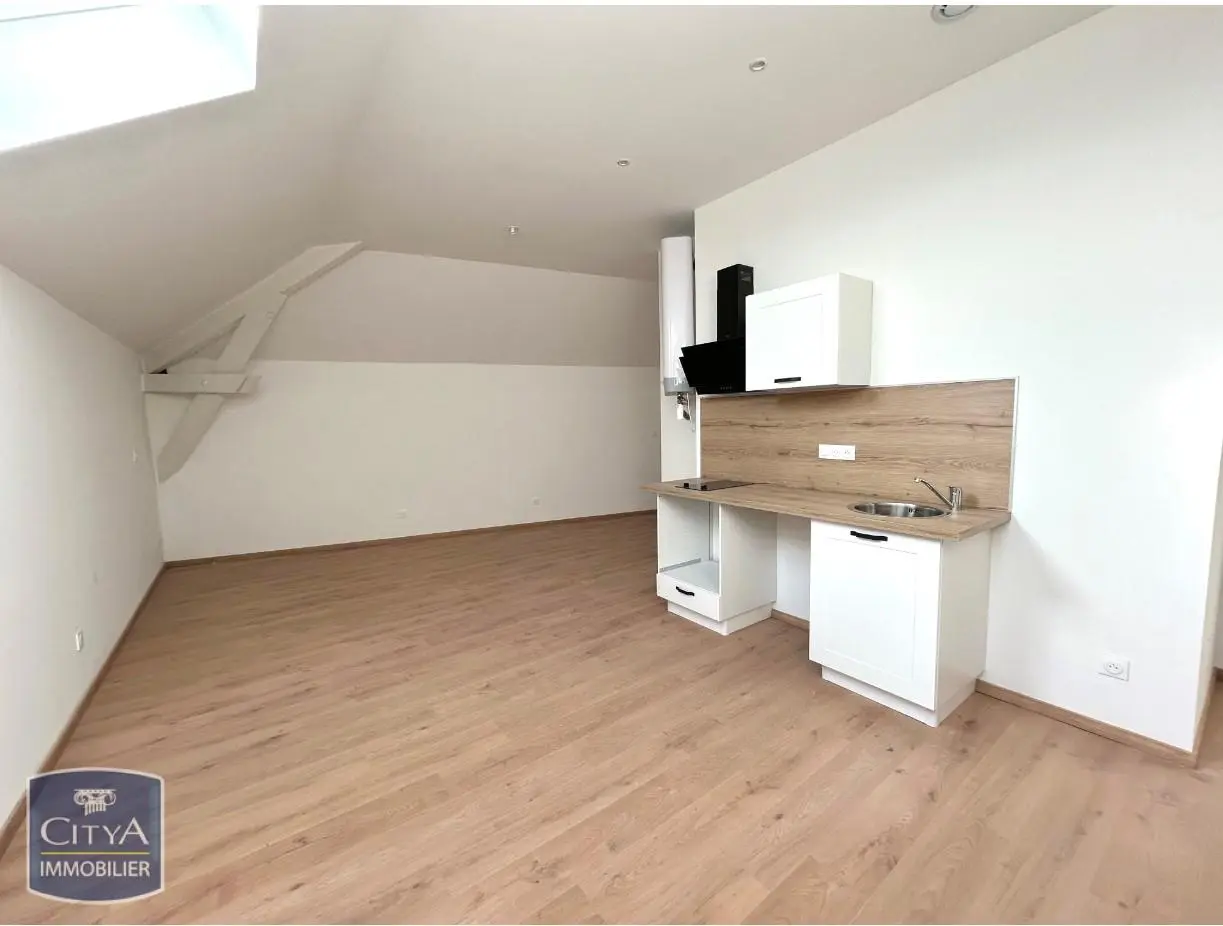 Photo 1 Appartement 1 pièce 40m²